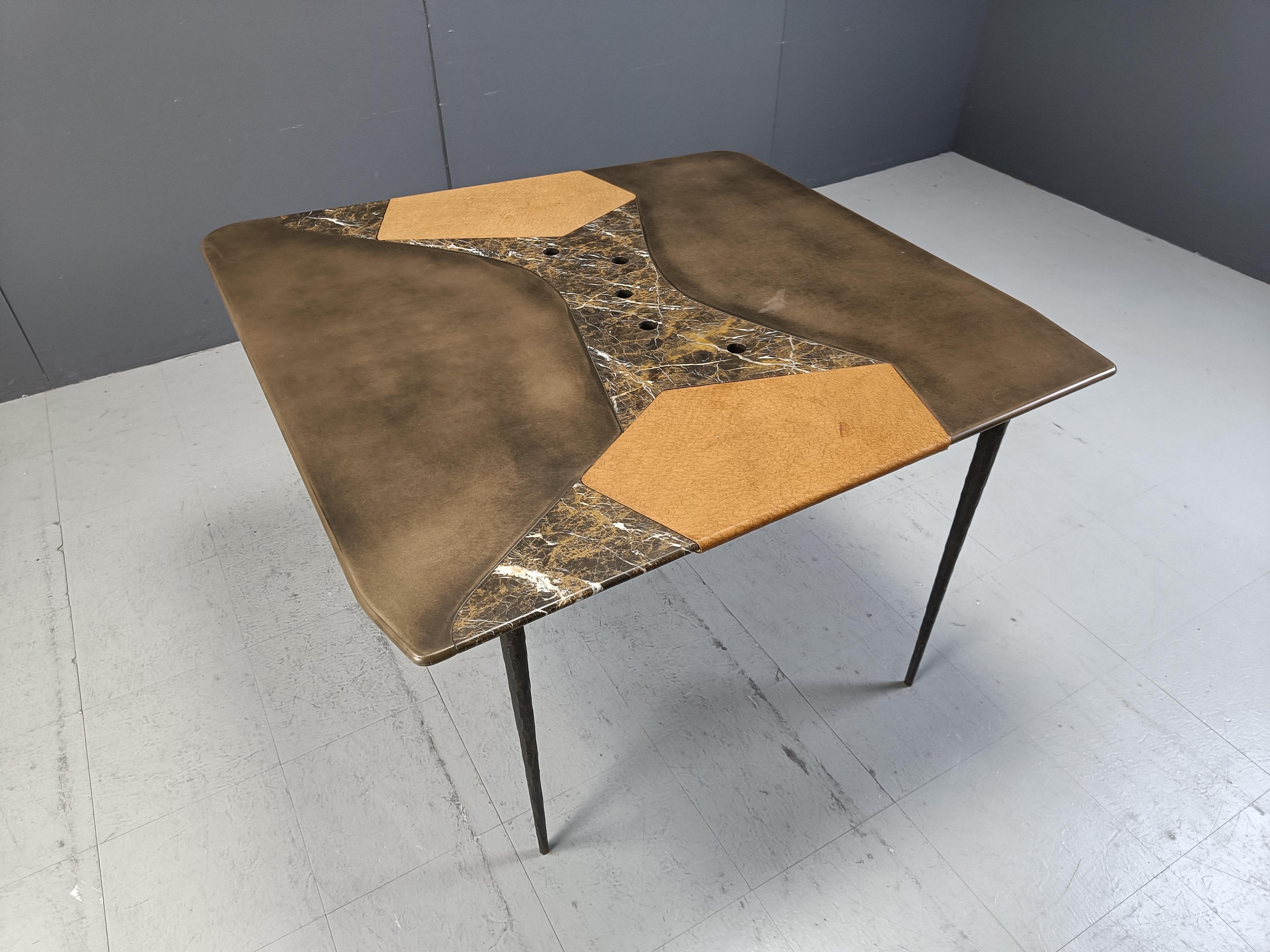 Hand Made Design Esstisch, 1990er Jahre im Angebot 1