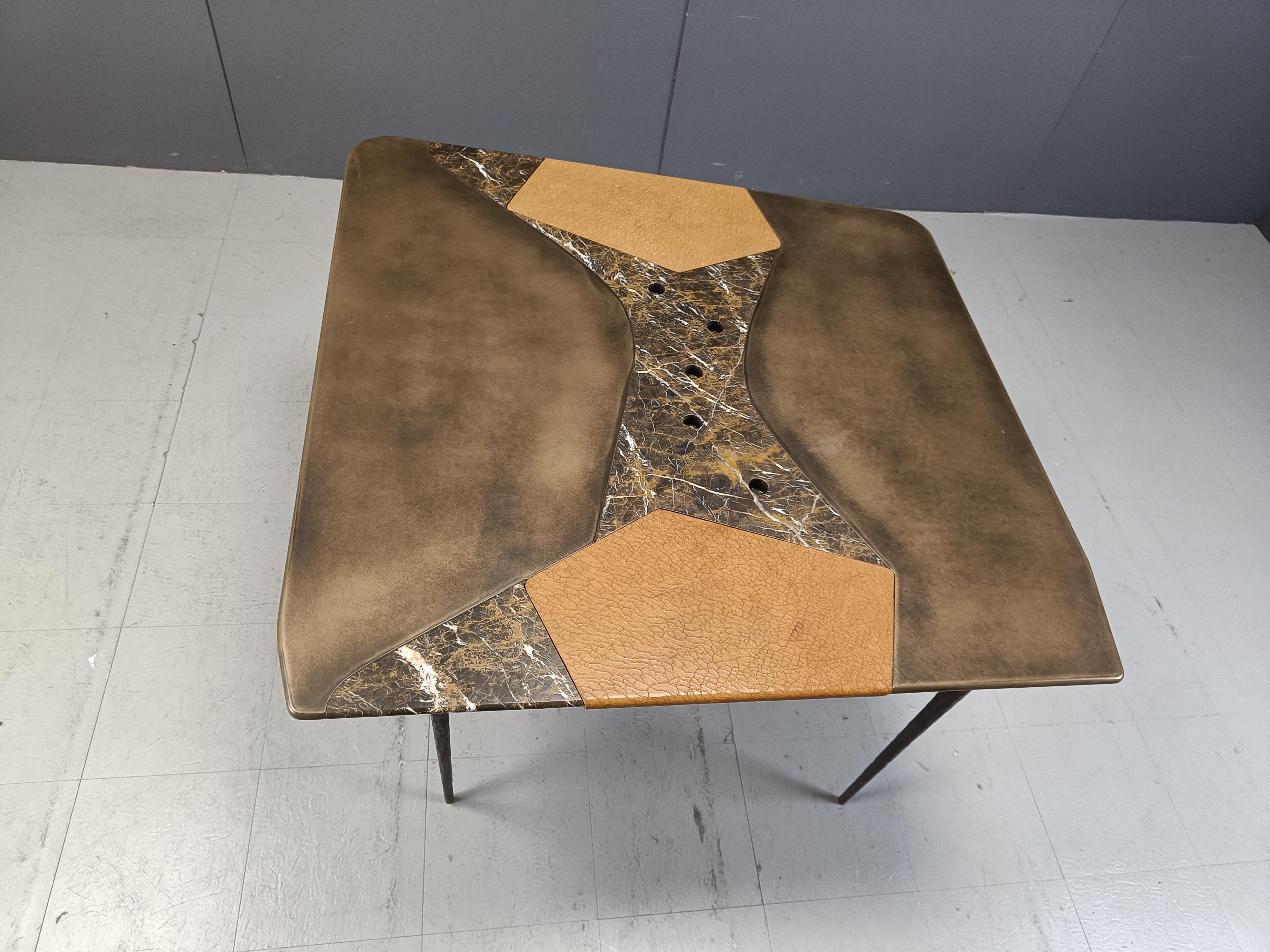 Hand Made Design Esstisch, 1990er Jahre im Angebot 2
