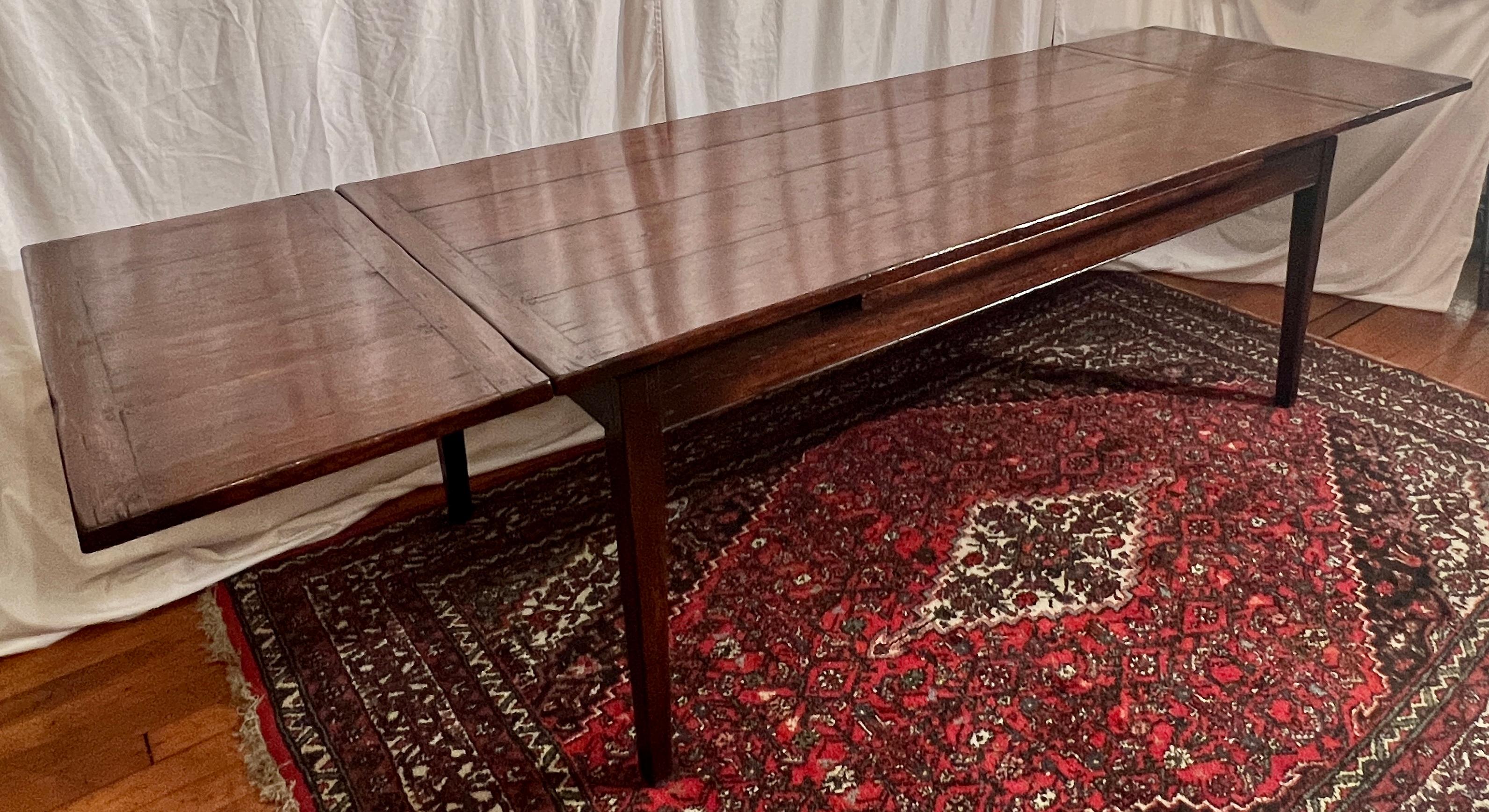 Hand-Made English Solid Oak Draw-Leaf Dining Table For Sale 2