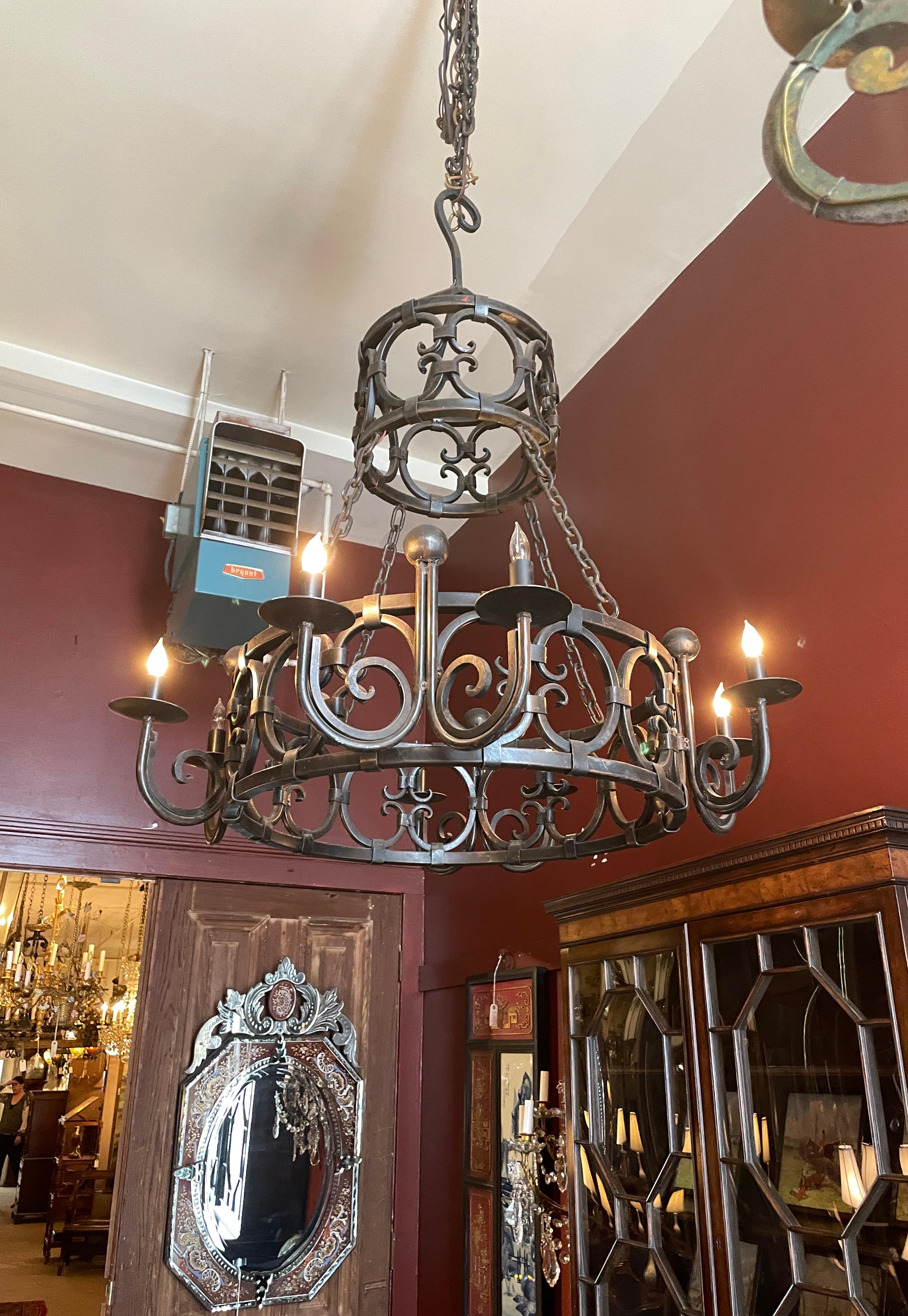 Hand-Made French Wrought Iron Chandelier For Sale 1
