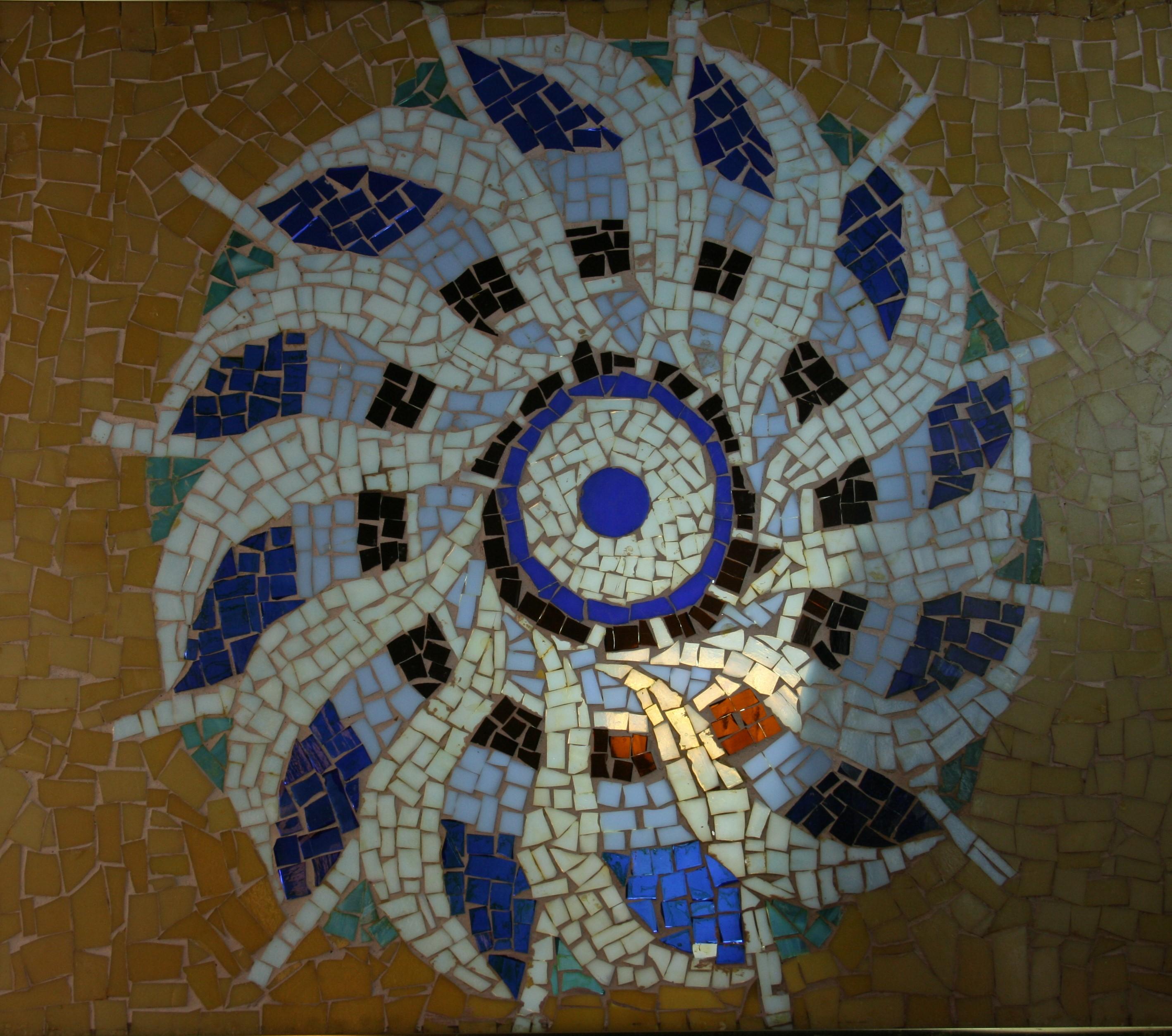 Hand Made Geometric Mosaic Stained Glass Panel In Good Condition For Sale In Douglas Manor, NY