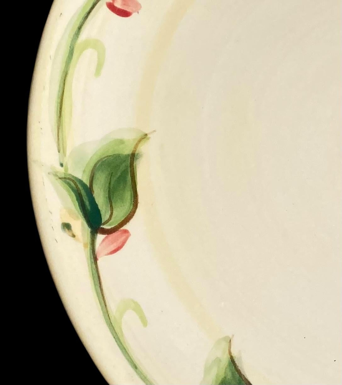 Hand Made Peint à la main Gail Pittman Ceramic Chop Plate Signed And Dated 2007 Bon état - En vente à New Orleans, LA