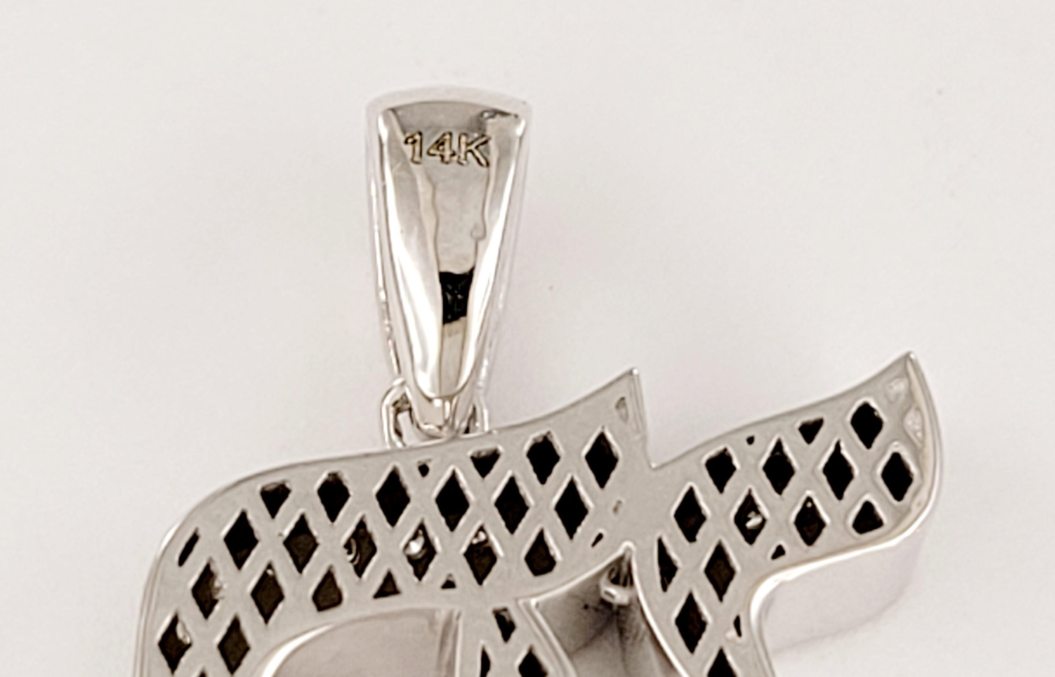 Handgefertigter HI-Anhänger aus 14 Karat Weißgold mit Diamanten im Zustand „Neu“ in New York, NY