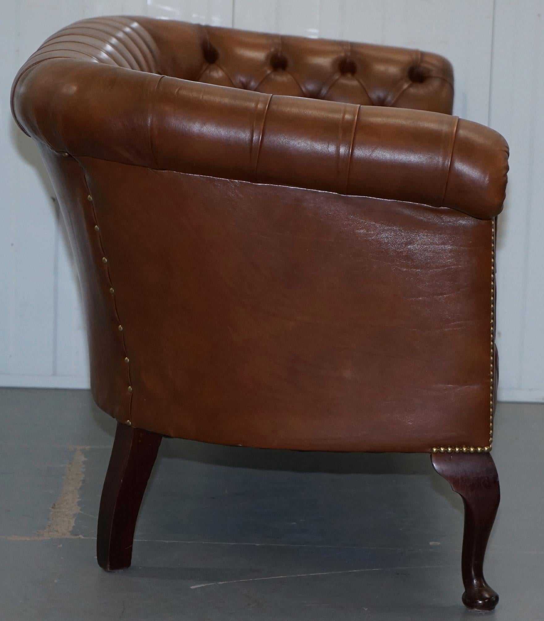 Handmade in England Chesterfield Brown Leather Tub Armchair & 2 Small Seat Sofa In Good Condition In West Sussex, Pulborough
