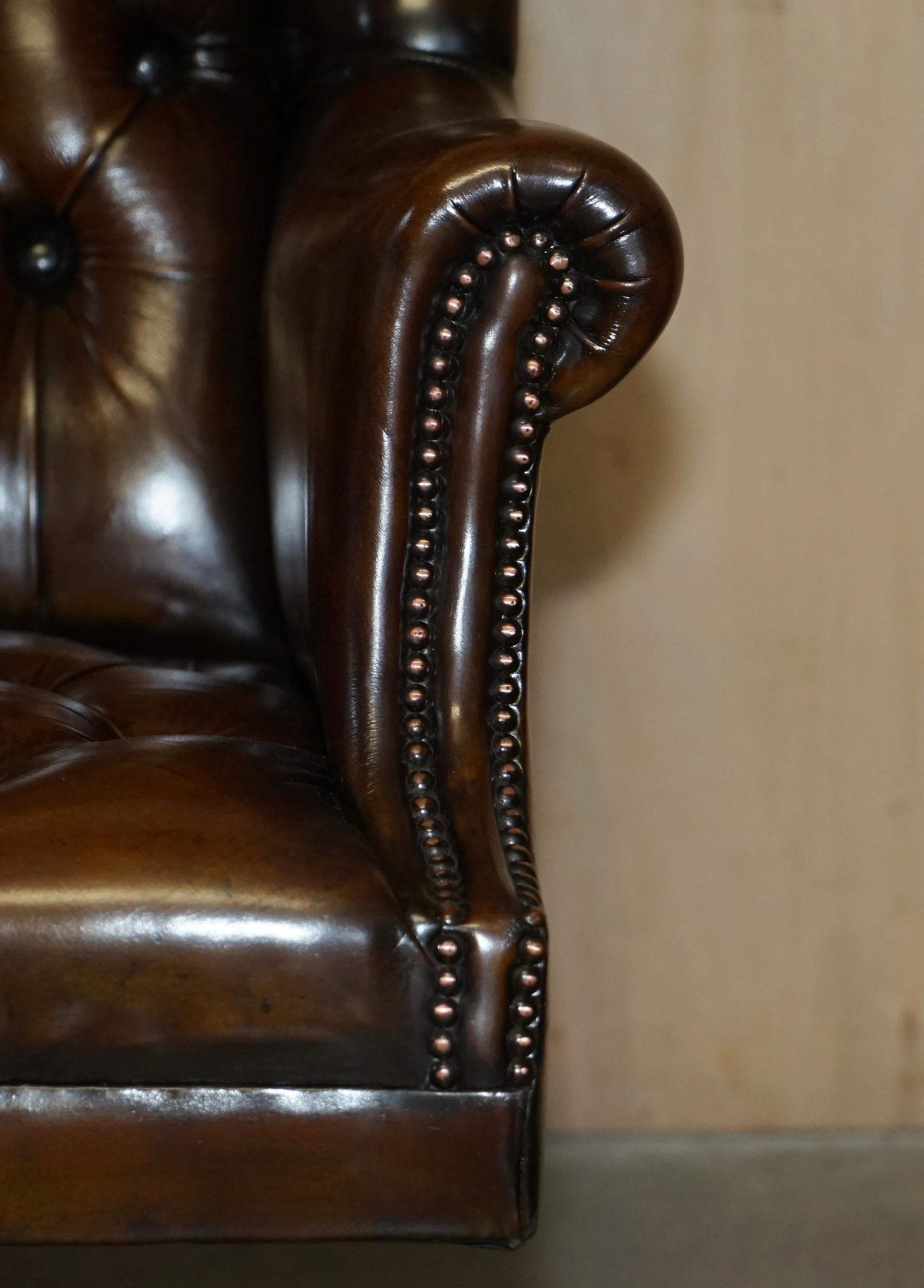 Hand Made in England Harrods London Chesterfield Wingback Swivel Office Chair (Leder)