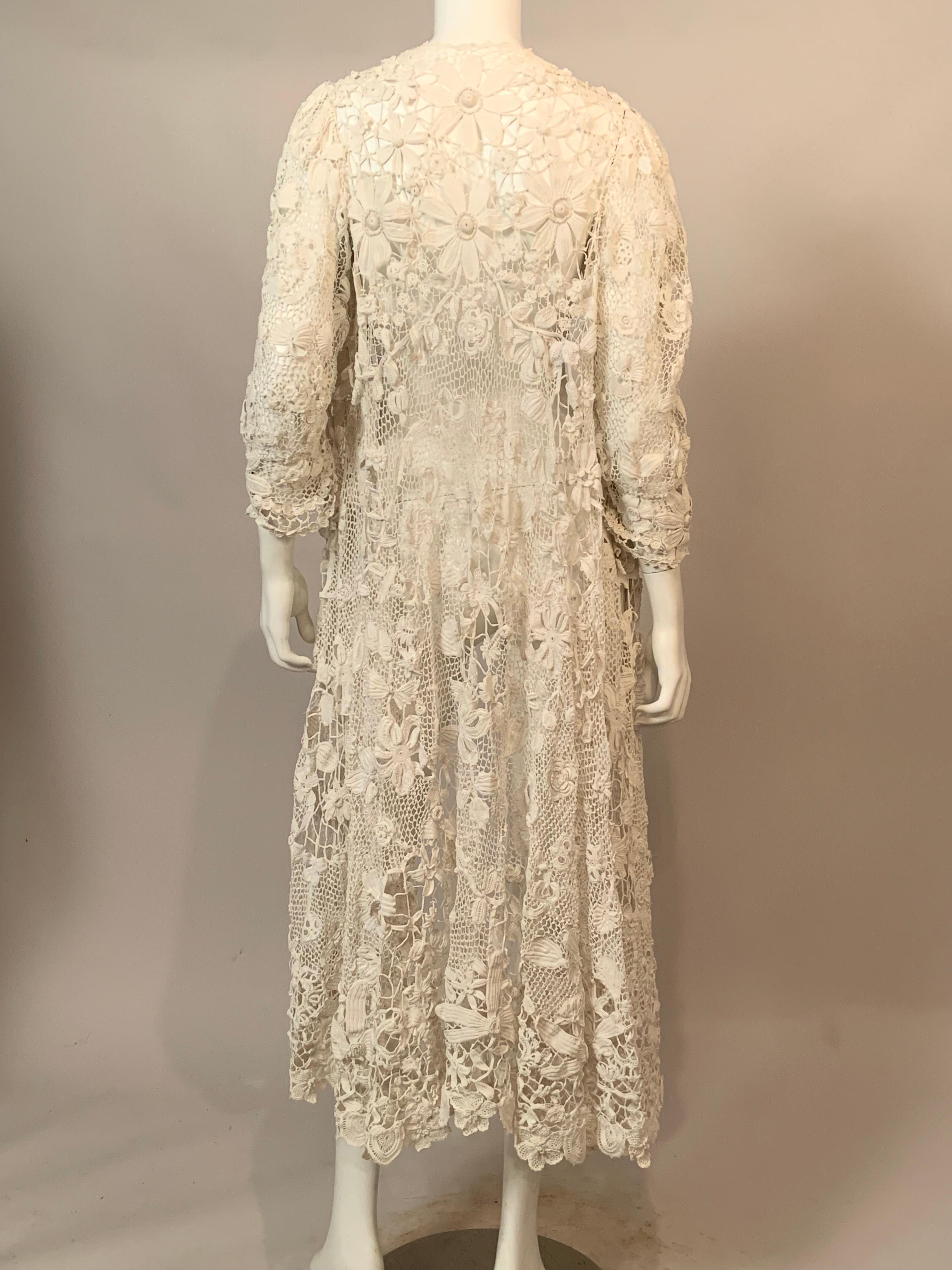 Hand Made Irish Lace Coat with Unusual Large Floral Border circa 1900 For Sale 8