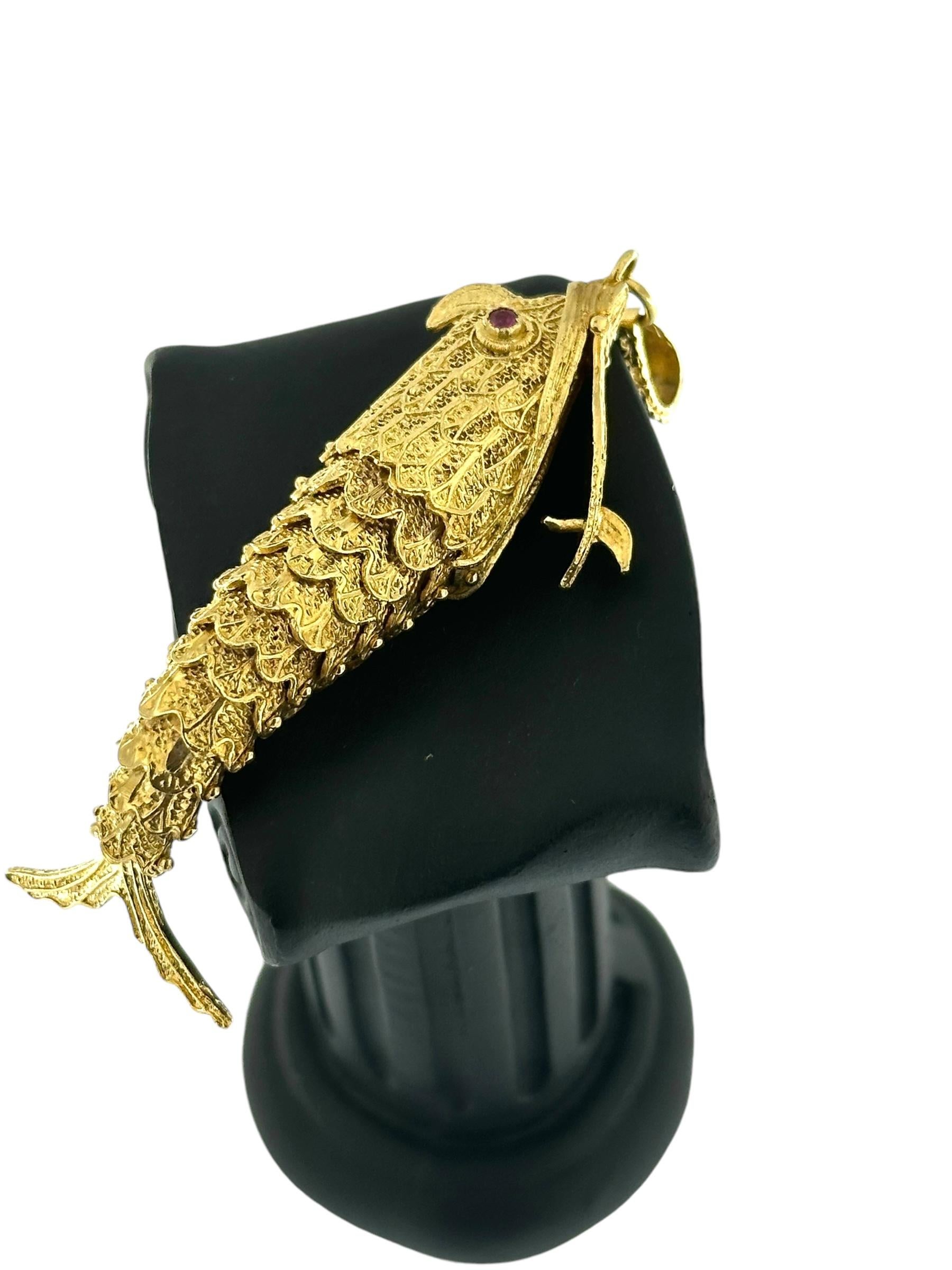 Hand-Made Italian Yellow Gold Fish Pendant with Rubies For Sale 6