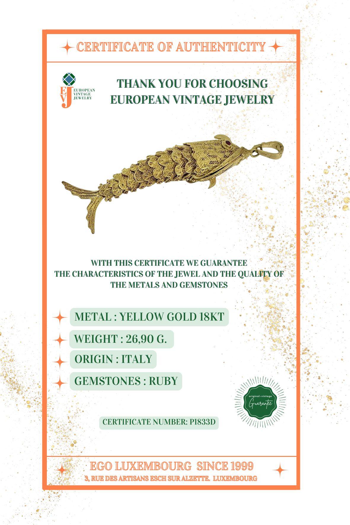 Hand-Made Italian Yellow Gold Fish Pendant with Rubies For Sale 8