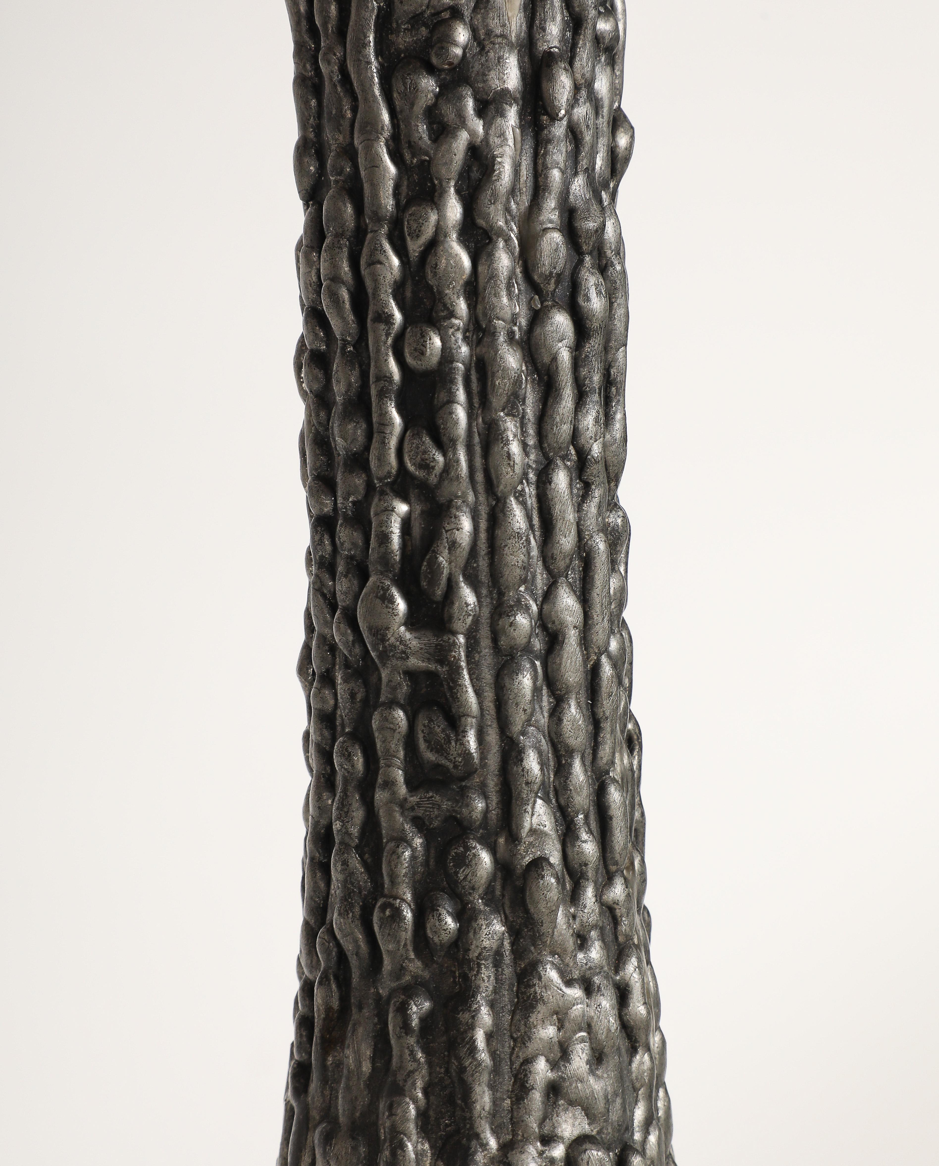 Lampe d'arbre en étain à la cire perdue, France, c. 1970, estampillée, signée en vente 1
