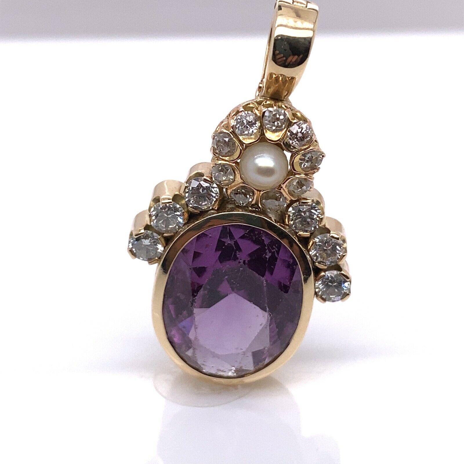 Hand Made Magnificent 12ct Oval Amethyst Pendant Surrounded by 15 Diamonds In Excellent Condition For Sale In London, GB