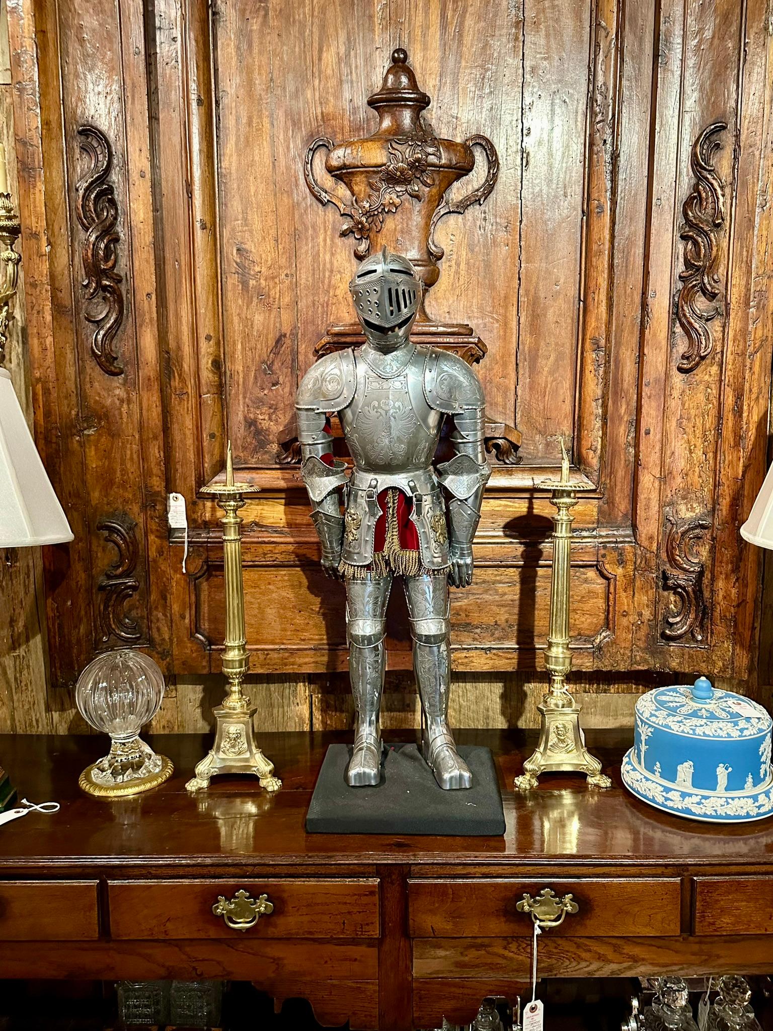 Hand Made Miniature Modèle réduit Armoiries de Cavalier, Armure de chevalier médiéval à charnière 3
