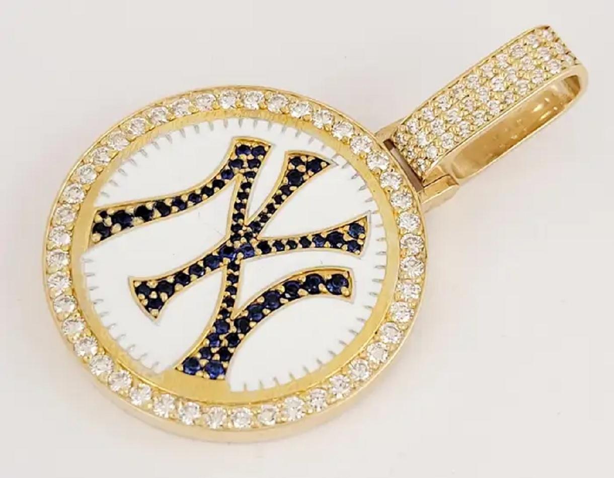 Hand-Made NY Pendant in 14K Yellow Gold with Sapphire & Diamonds For Sale 1