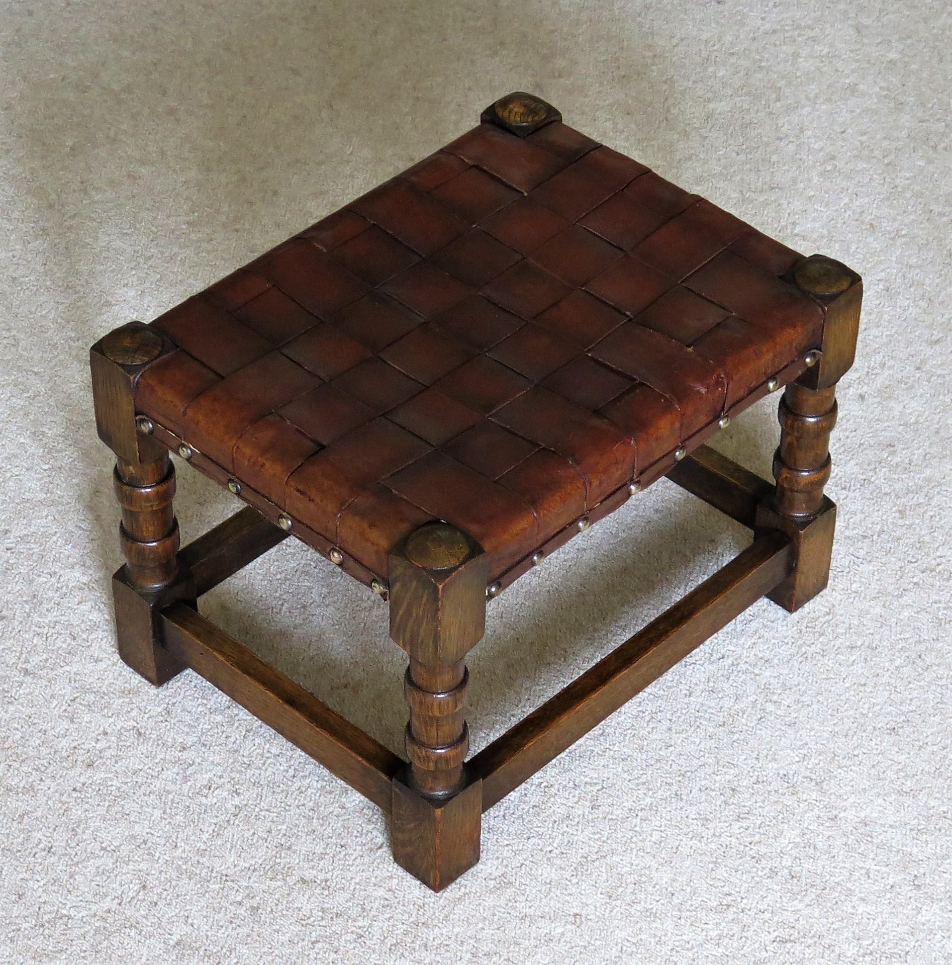 Handmade Oak Stool with Leather Strap Top, Arts & Crafts Late 19th Century For Sale 1