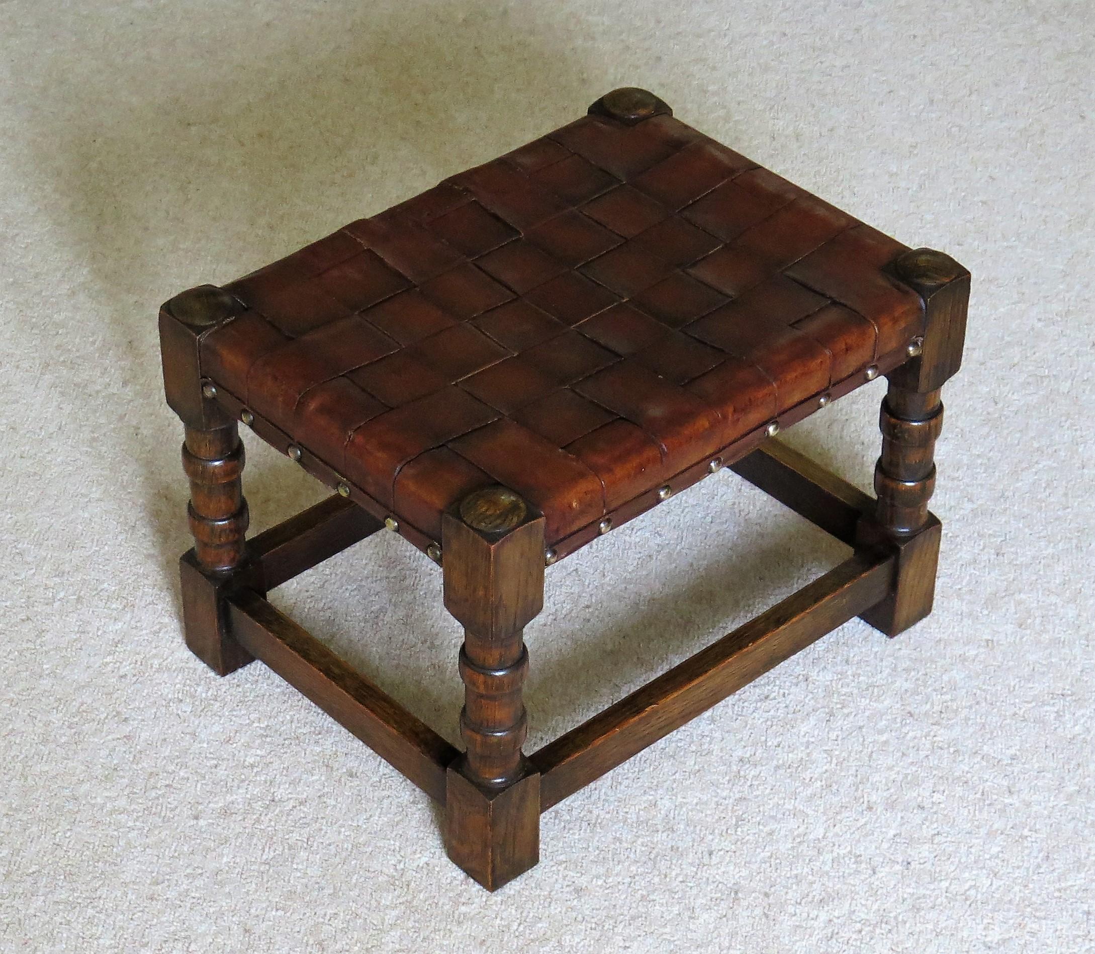 English Handmade Oak Stool with Leather Strap Top, Arts & Crafts Late 19th Century For Sale