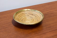 Handgefertigtes Tablett aus Rattan und Messing im Stil von Svenskt Tenn, 1950er Jahre, Schweden