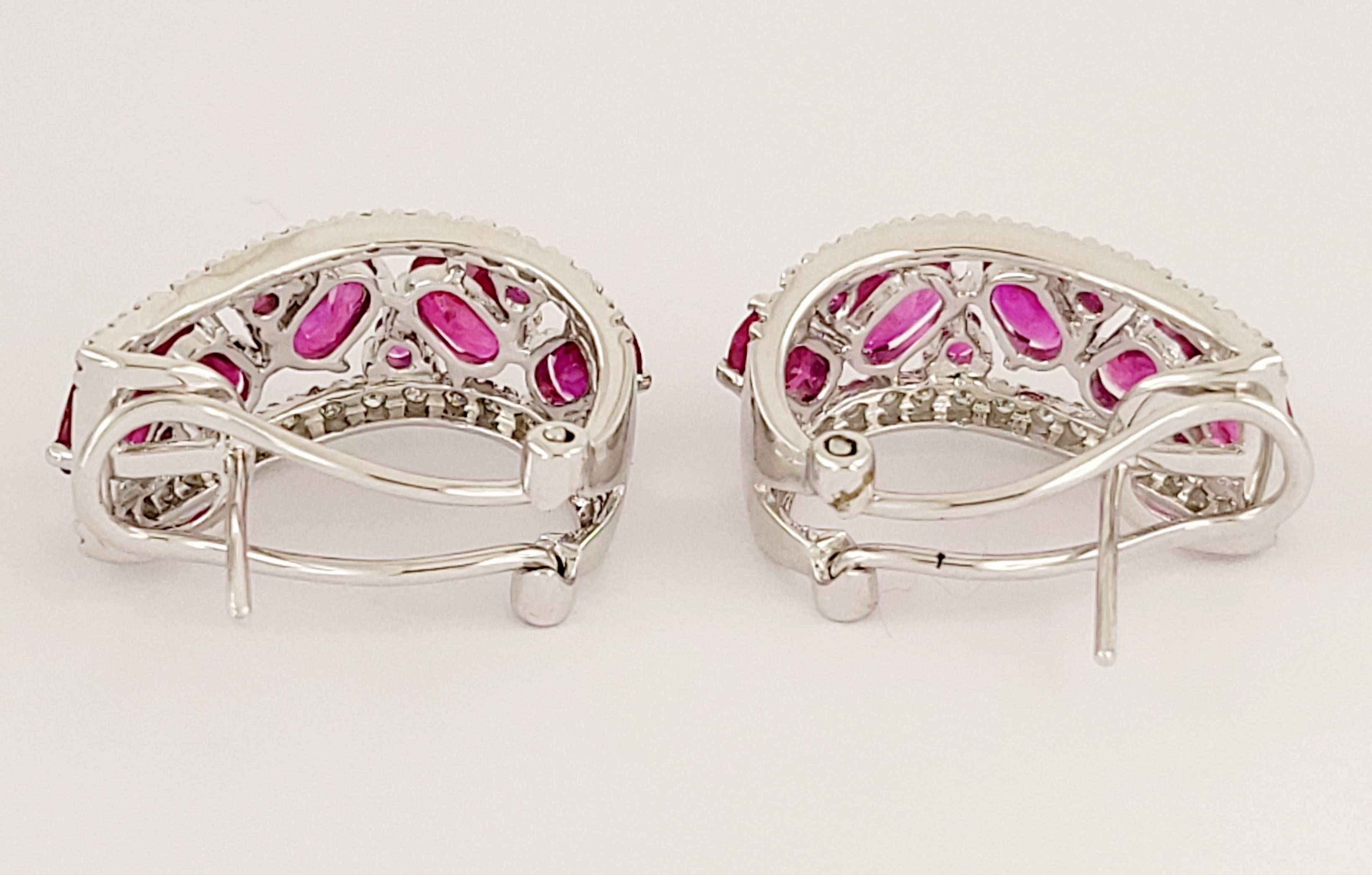 Hand Made Ruby Ring & Earring in 14K White (bague et boucles d'oreilles en rubis)  Set d'or Pour femmes en vente