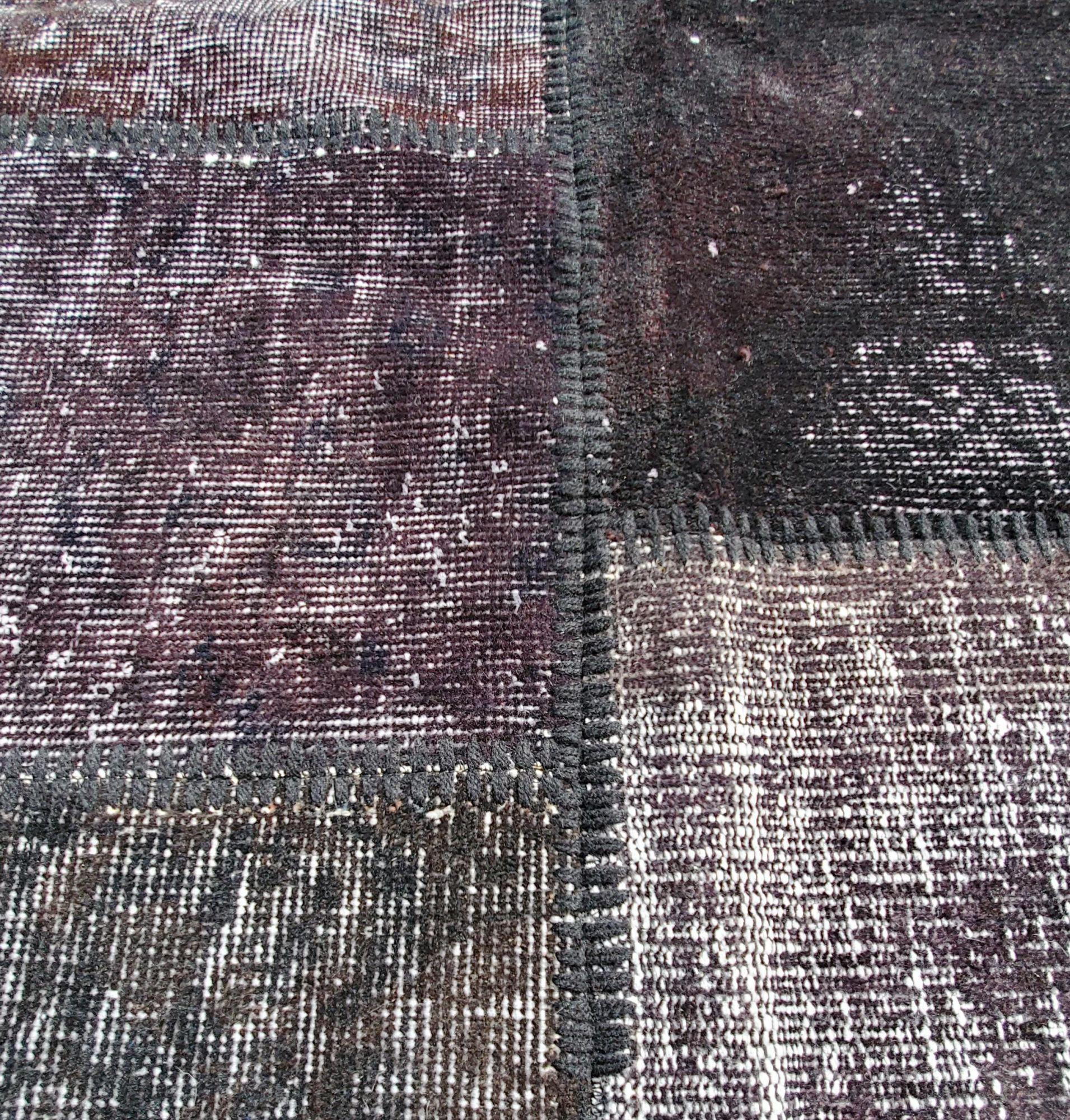 Handgefertigter Teppich aus Rasierschaum und Wolle - Schwarz im Angebot 1