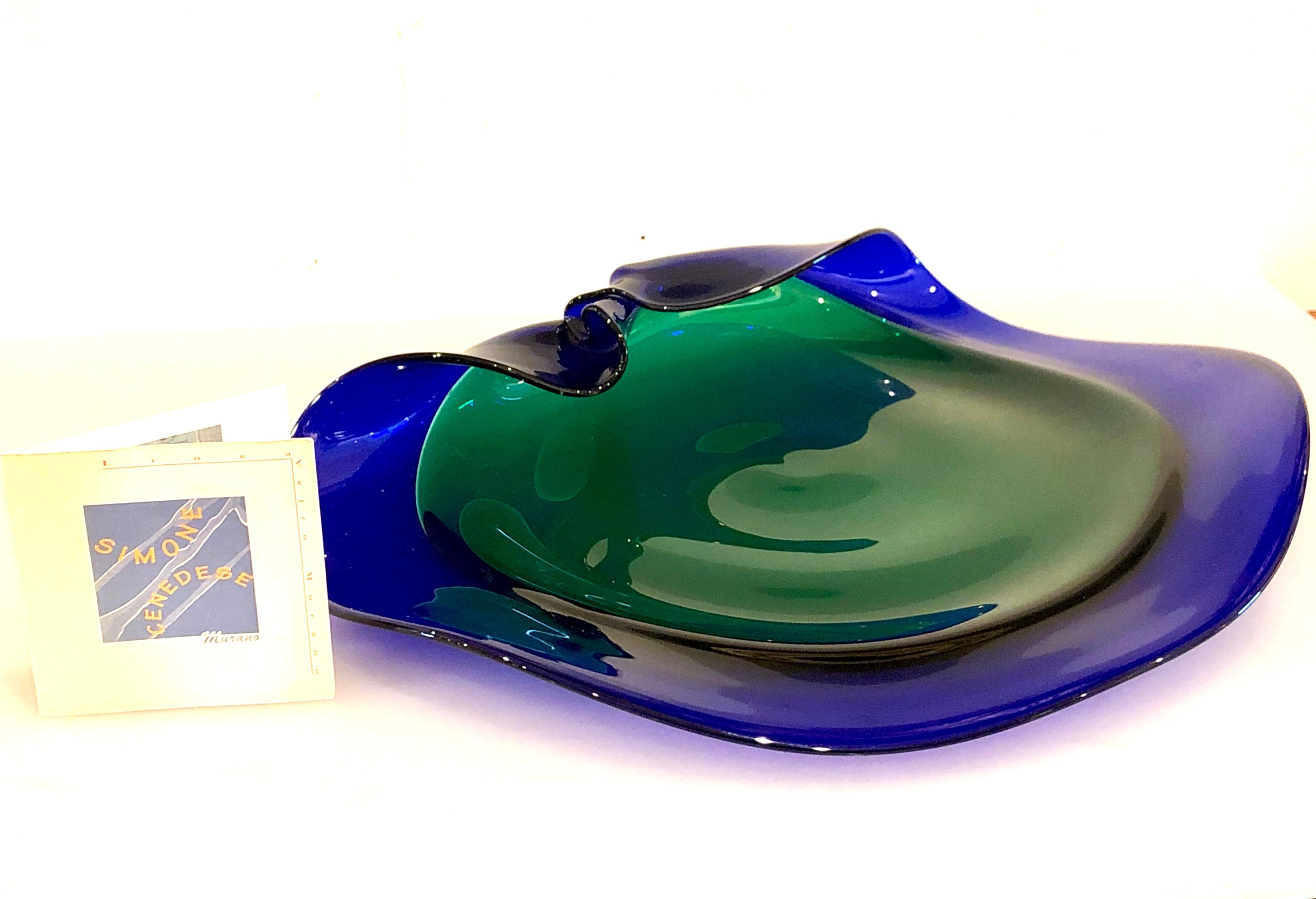 20th Century Handmade Signed Italian Center Free Form Bowl by Simone Cenedese Murano For Sale