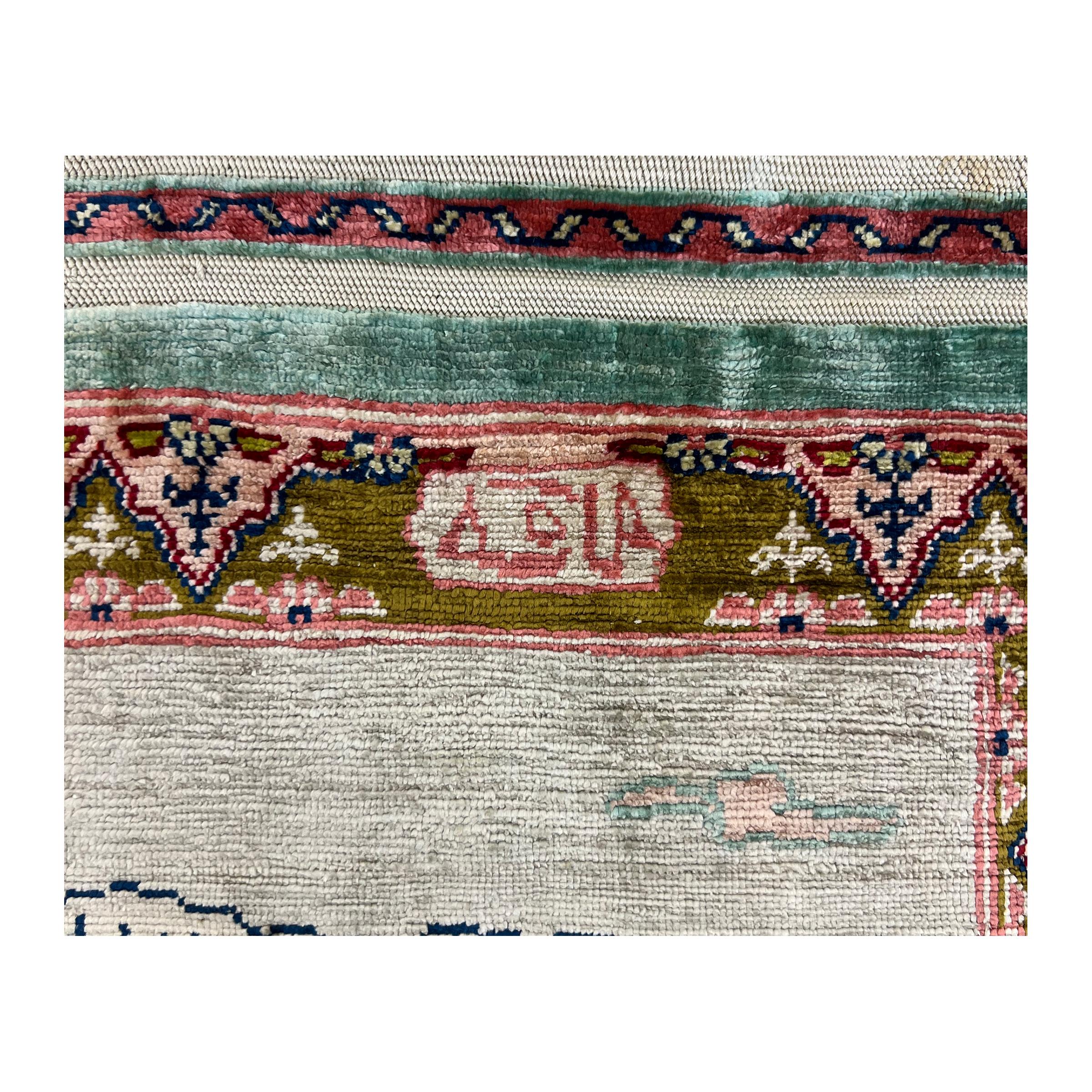 handmade Silk Hereke Rug, Turkey, 20th Century For Sale 7