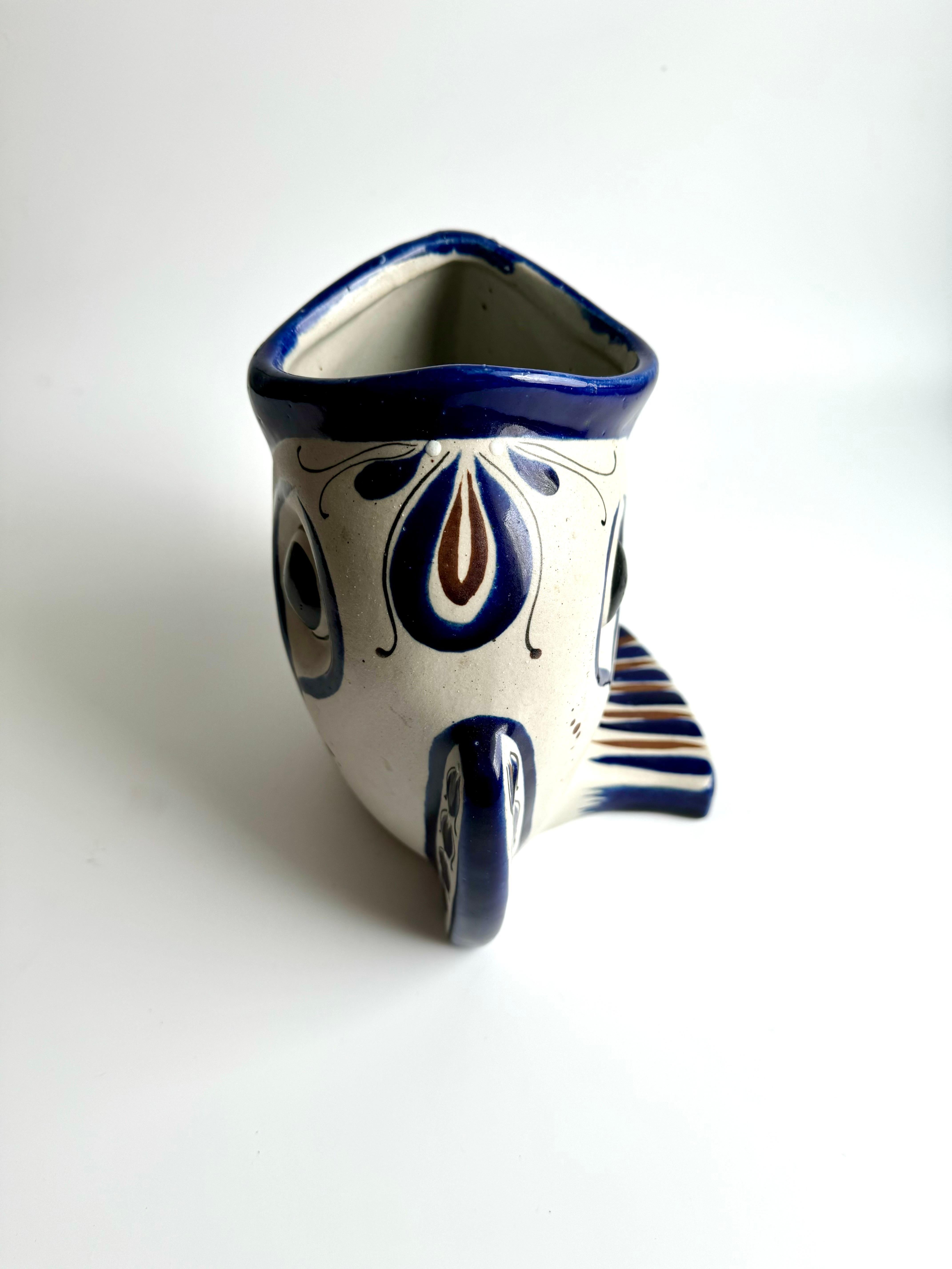 20th Century Hand-made Tonala Pottery Folk Art Fish Vase Made in Mexico  For Sale