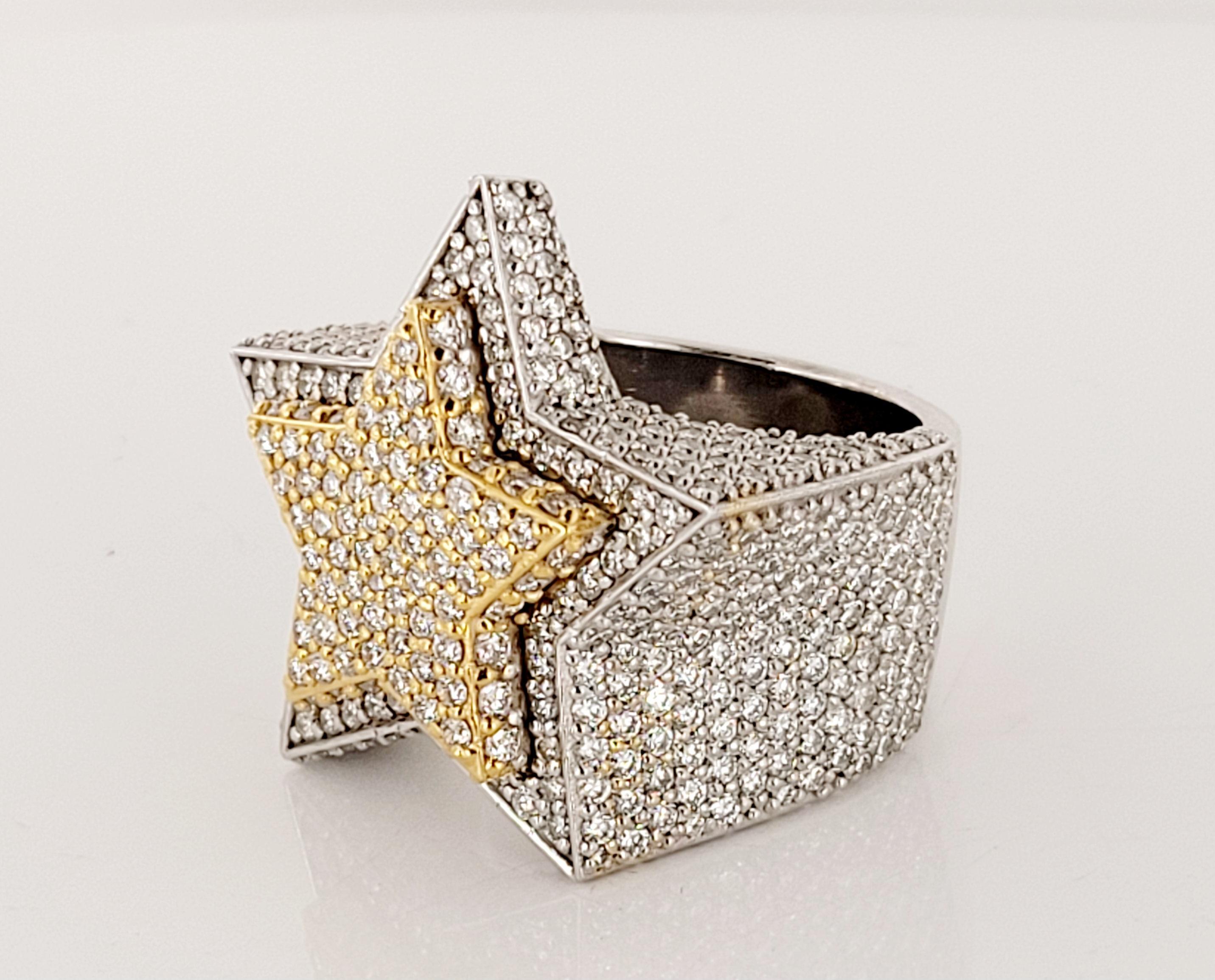 Hand Made zweifarbiger Ring aus 14K Weißgold mit Diamanten  Größe 9.25 (Rundschliff) im Angebot