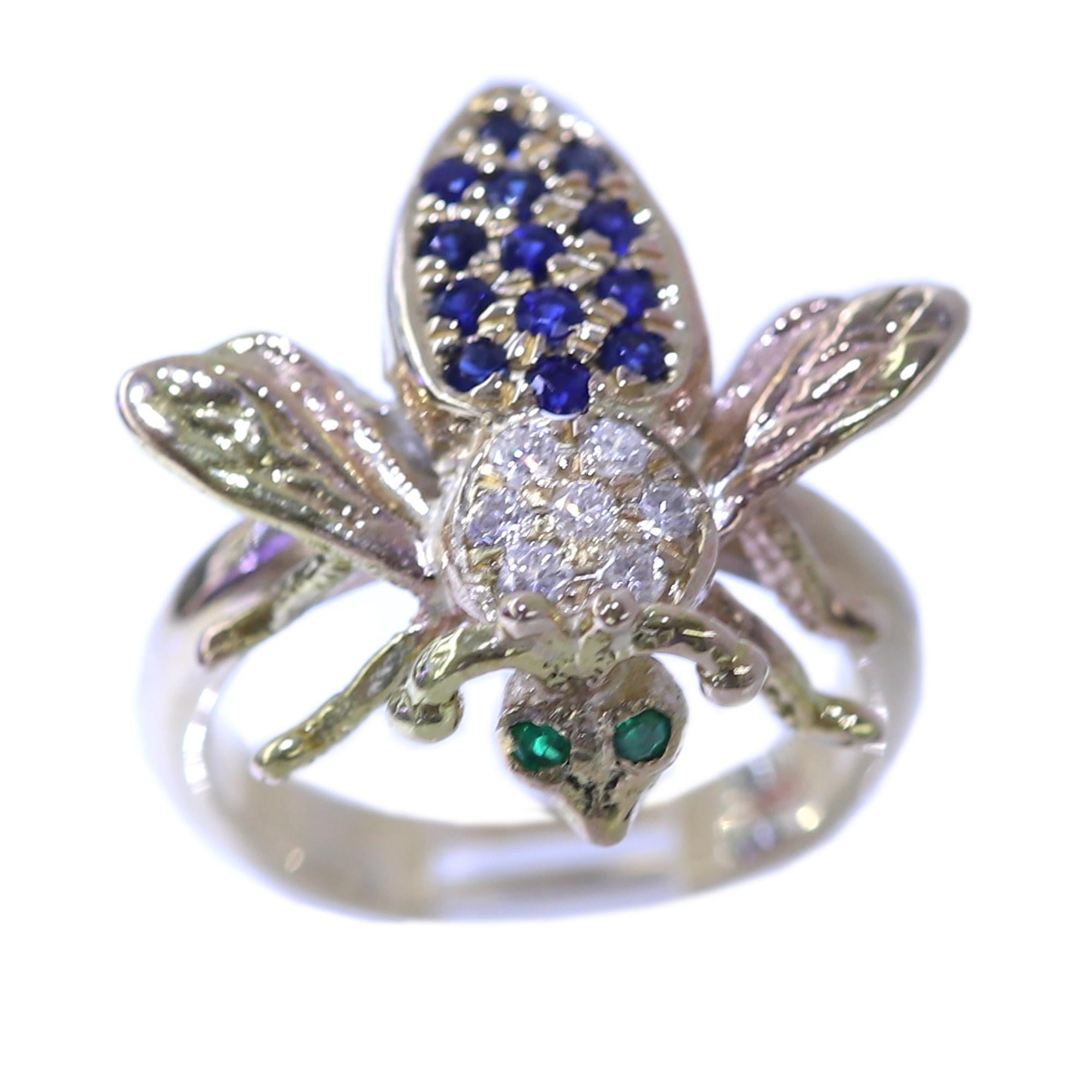 Hand Made Vintage Bee Ring 14 Karat Yellow Gold Animal Jewelry circa 1940 For Sale