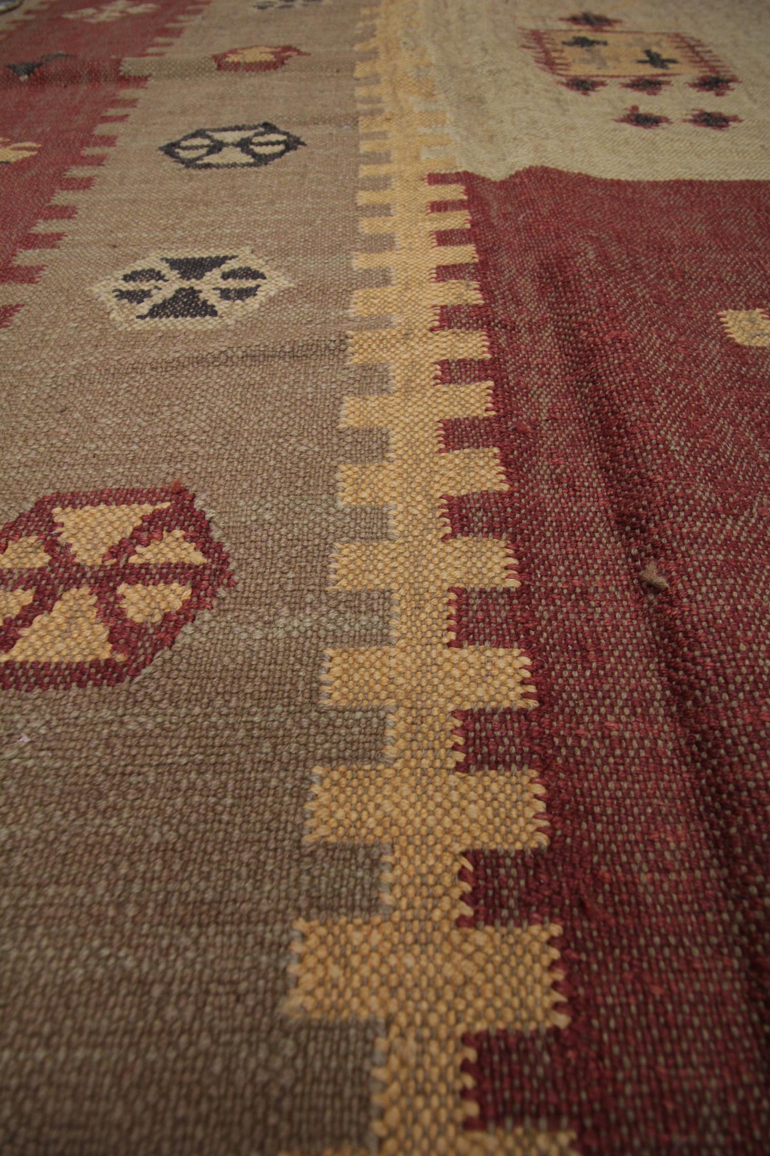 traditional brown rug