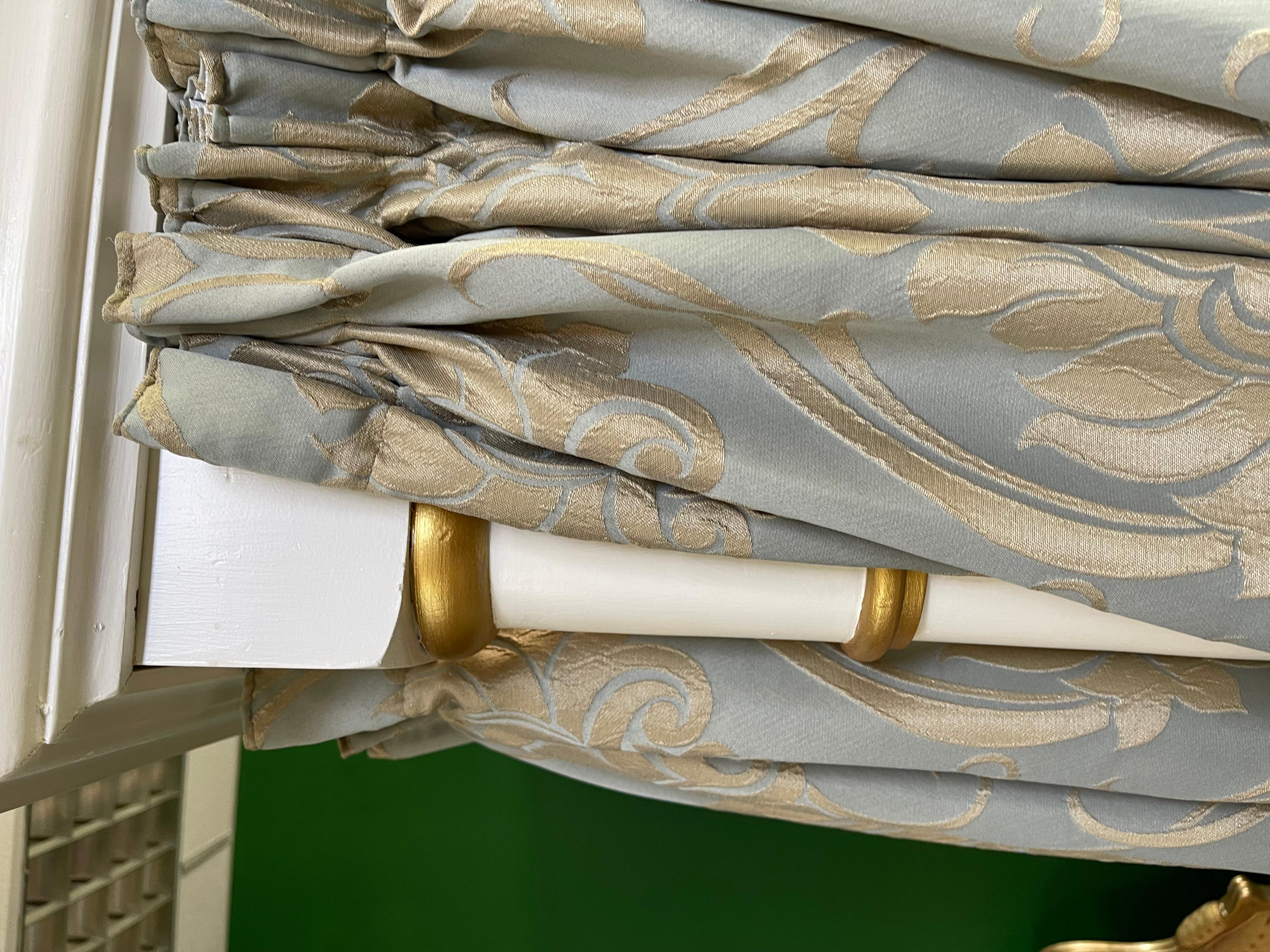 Hand Made White & Gold Painted Carved Wooden Four Poster Bed 4