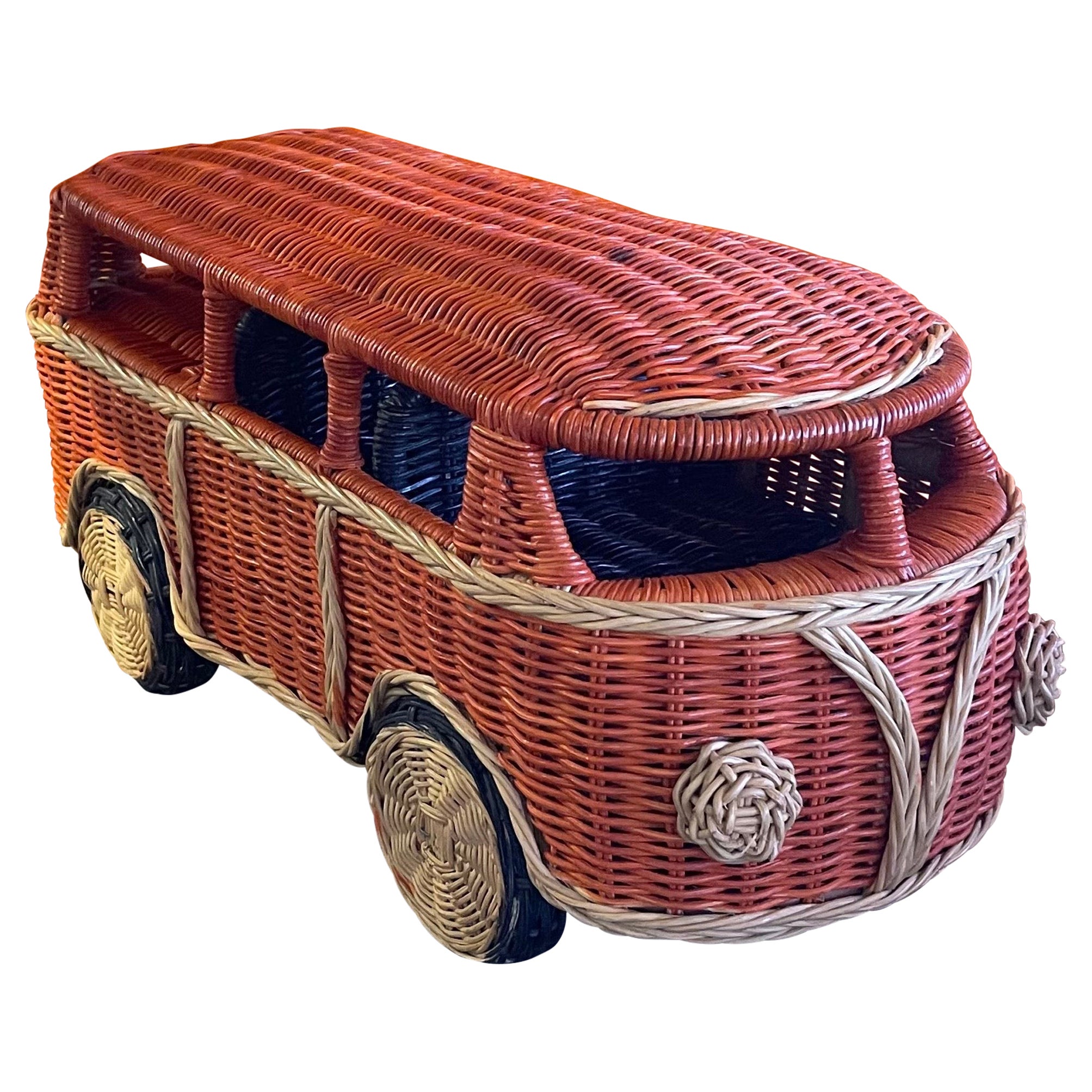 Scultura in vimini di Volkswagen Van / Camper realizzata a mano