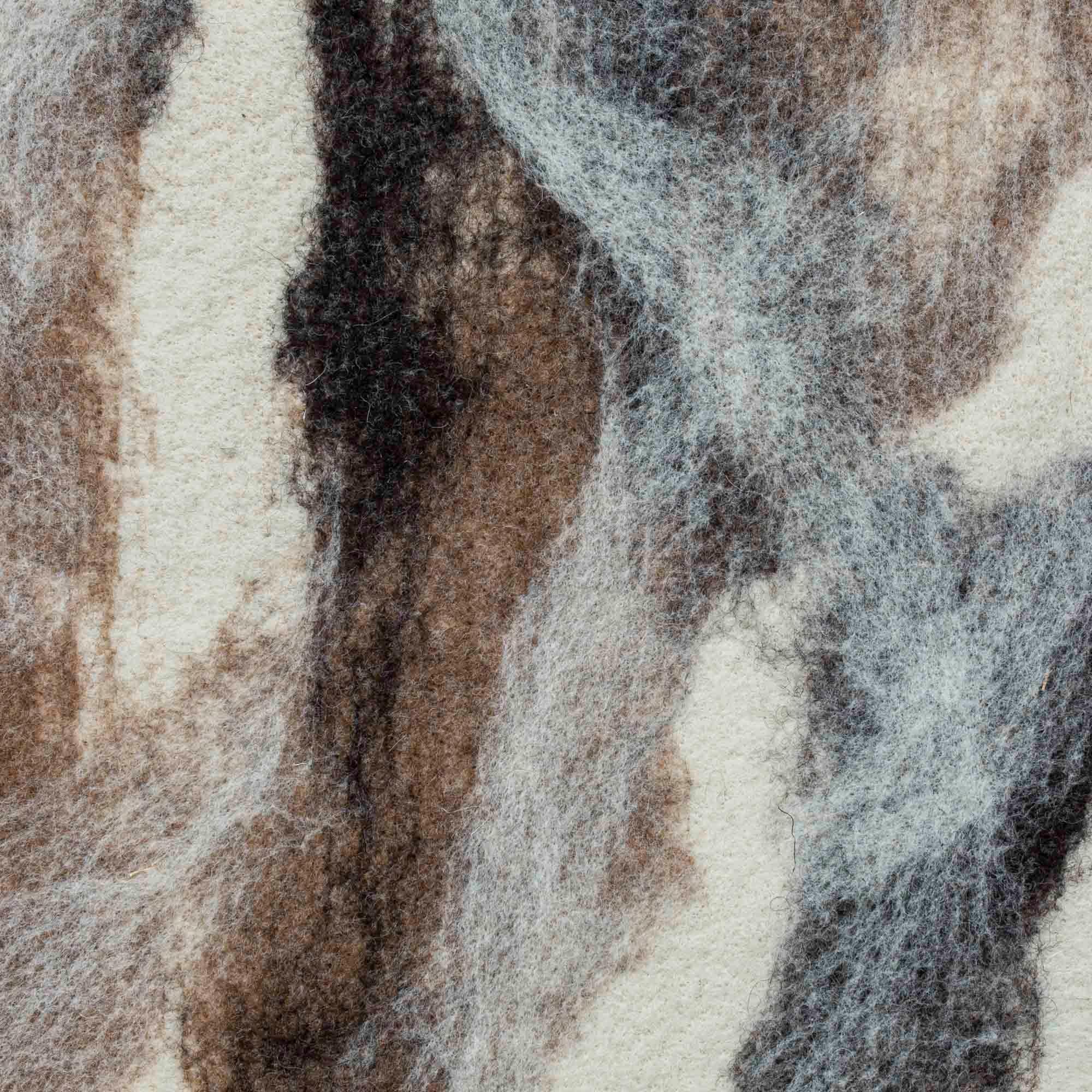 Hand-Milled Artisan Wool Pillows and Rustic Throw, Tahoe Collection in vendita 2