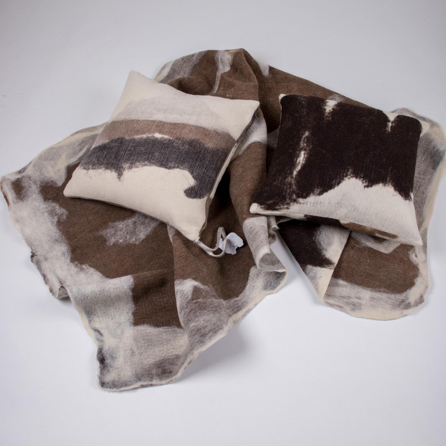 Hand-Milled Artisan Wool Pillows and Rustic Throw, Tahoe Collection In New Condition For Sale In Sebastopol, CA