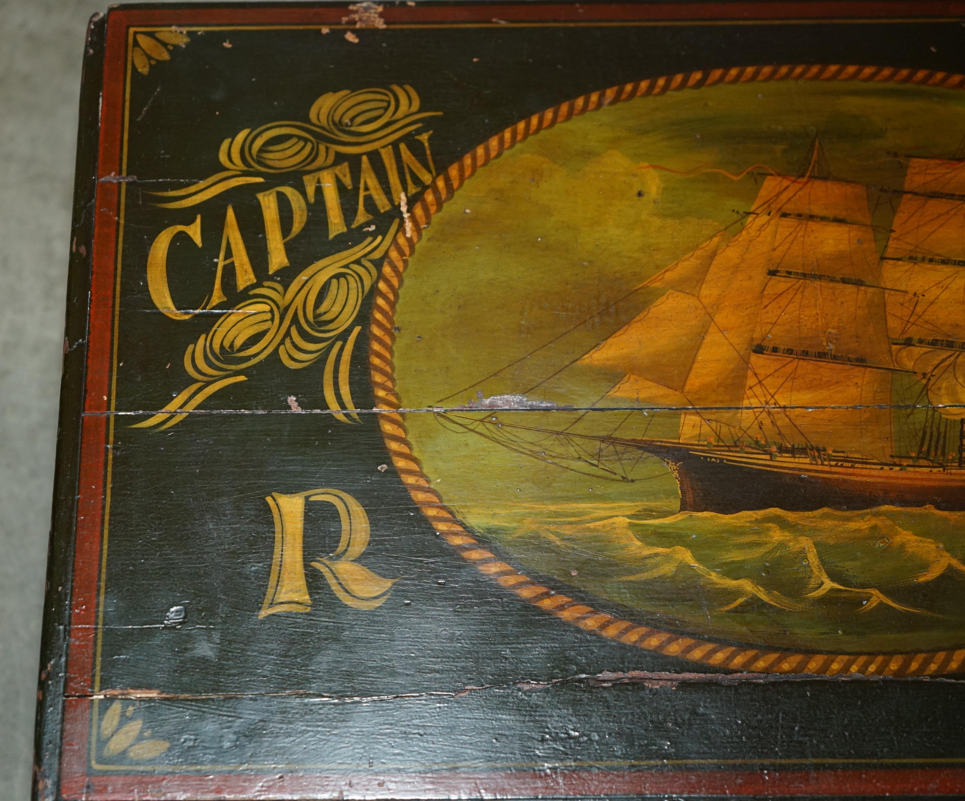 P.KNOLE STEAMER TRUNK OR CHEST WiTH THEME NAUTICAL DE 1870 P.KNOLE PAINTE À LA MAIN en vente 2