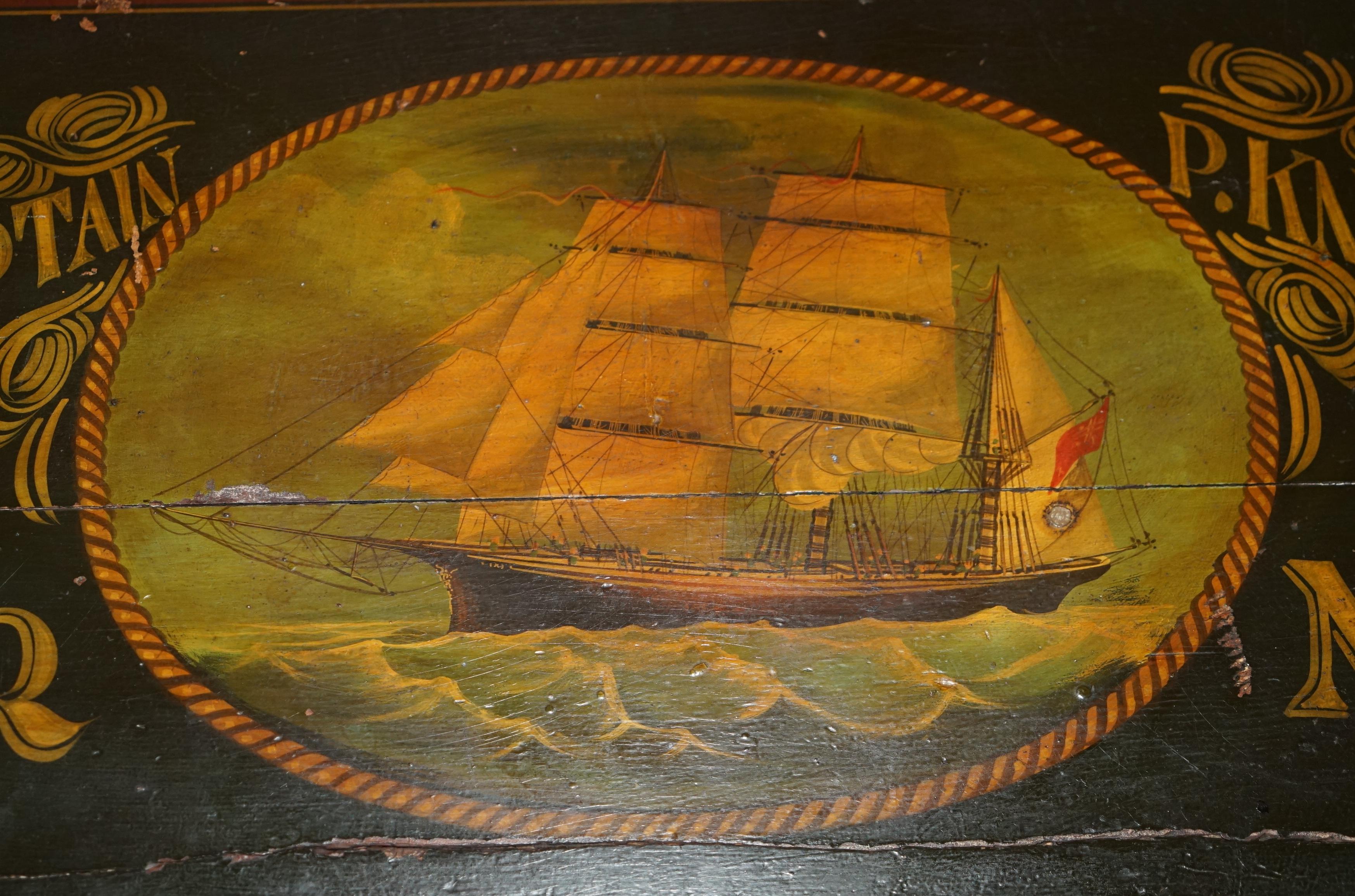 P.KNOLE STEAMER TRUNK OR CHEST WiTH THEME NAUTICAL DE 1870 P.KNOLE PAINTE À LA MAIN en vente 1