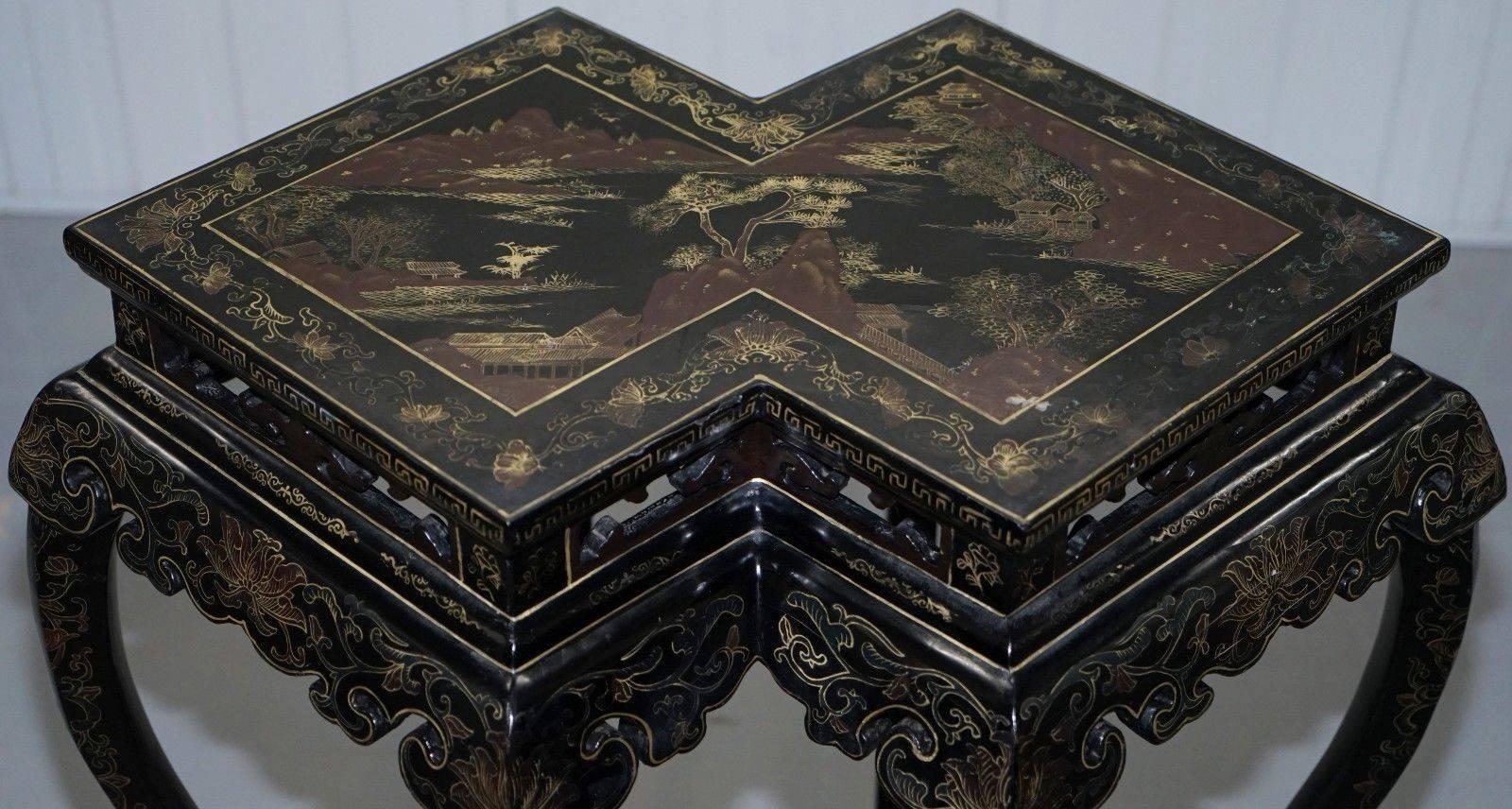 We are delighted to offer for sale this very rare late 19th century Chinese Chinoiserie hand-carved and painted black lacquered double jardinière plant stand 

A truly magnificent piece, if you are in the market for this type of thing then this is