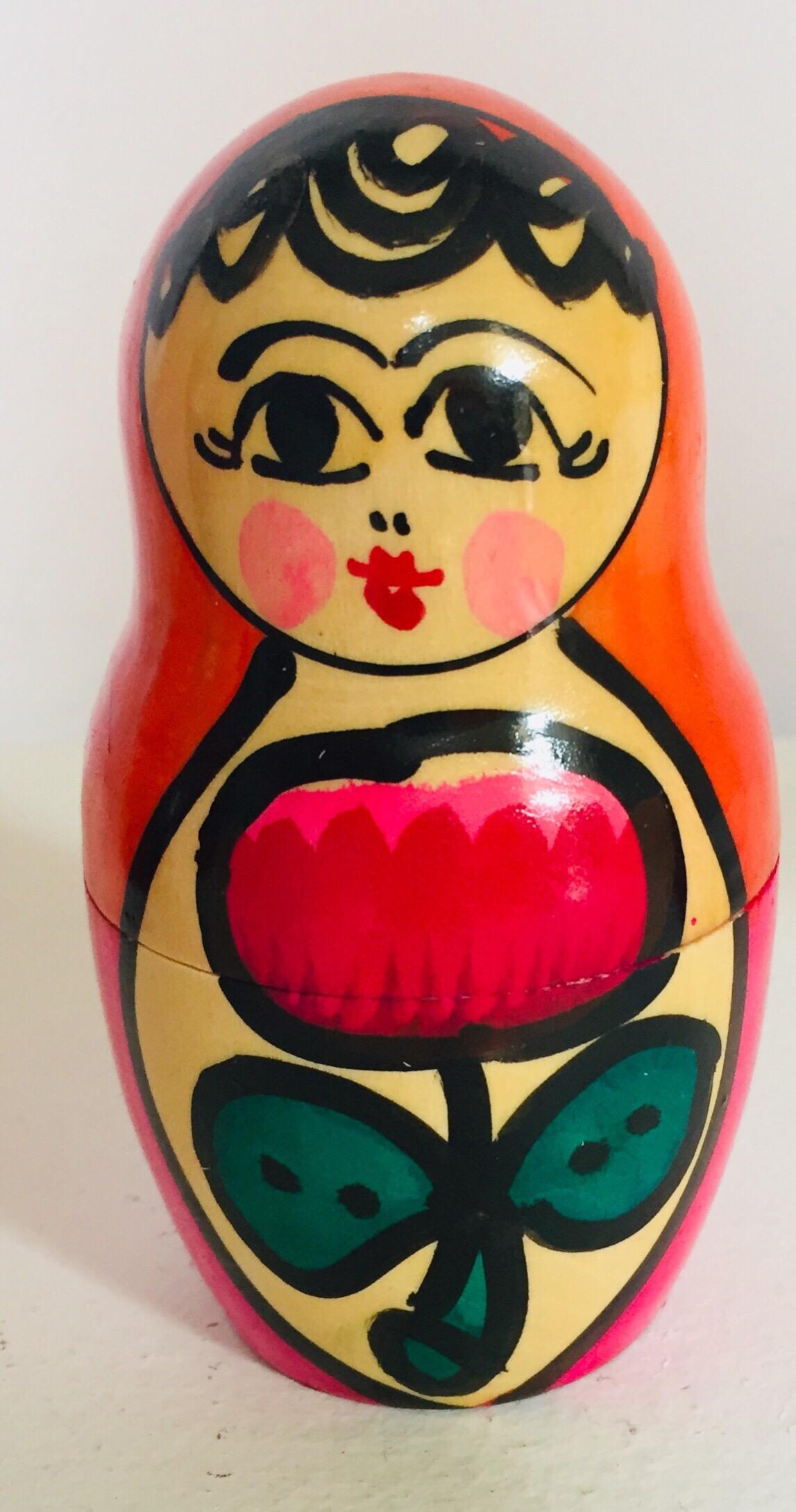 Hand Painted and Carved Nesting Matryoshka Russian Dolls 8