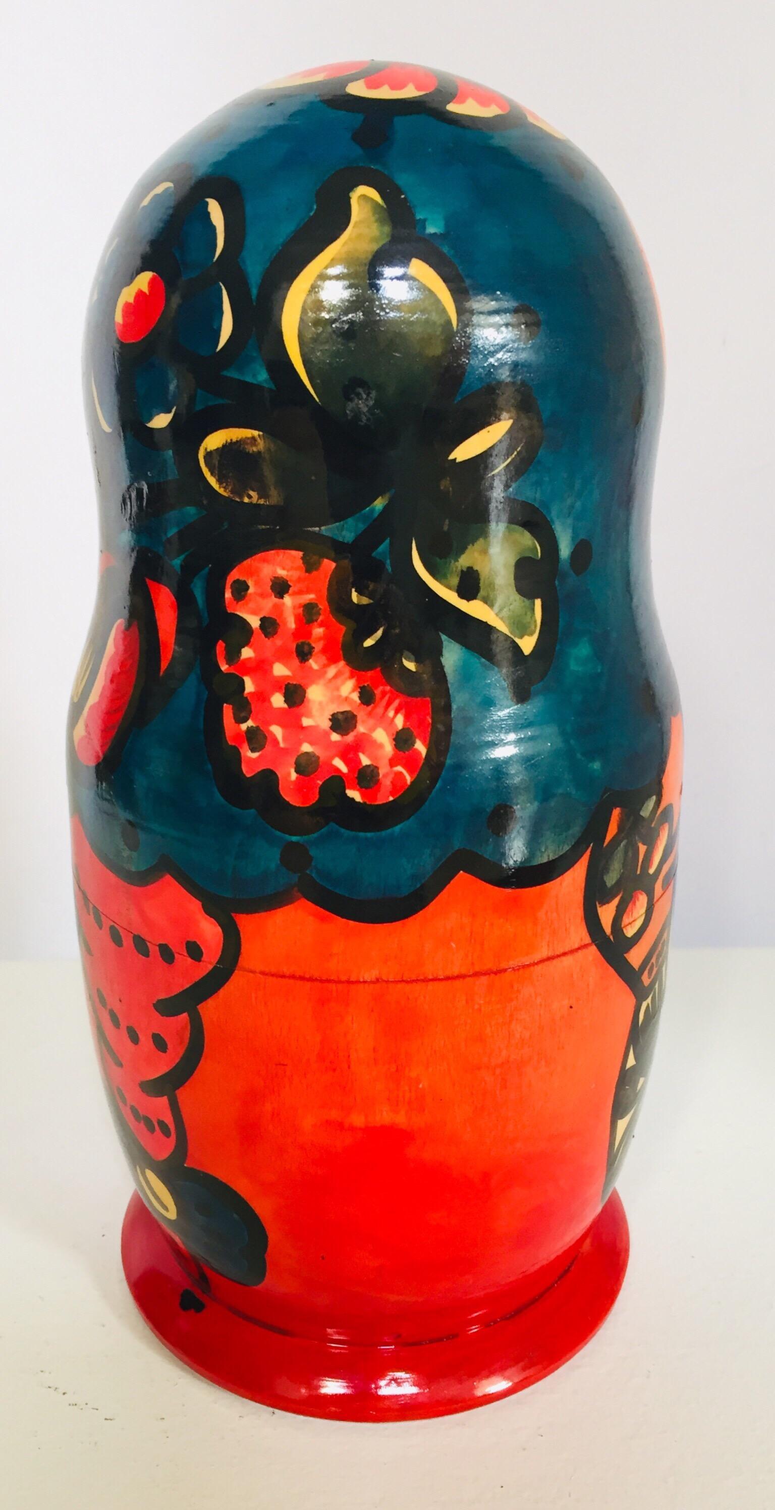 Hand Painted and Carved Nesting Matryoshka Russian Dolls 1