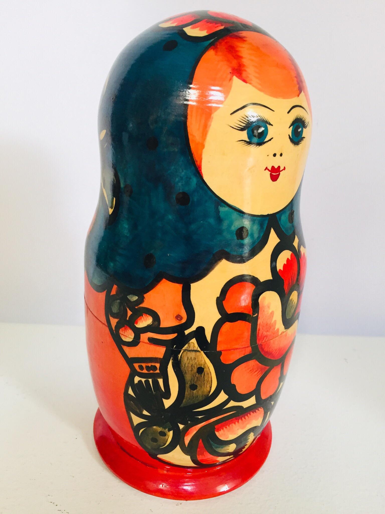 Hand Painted and Carved Nesting Matryoshka Russian Dolls 2