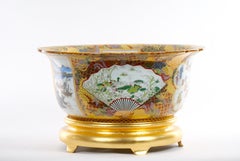 Hand Painted and Gilt Chinese Export Porcelain Centerpiece Bowl & Giltwood Stand
