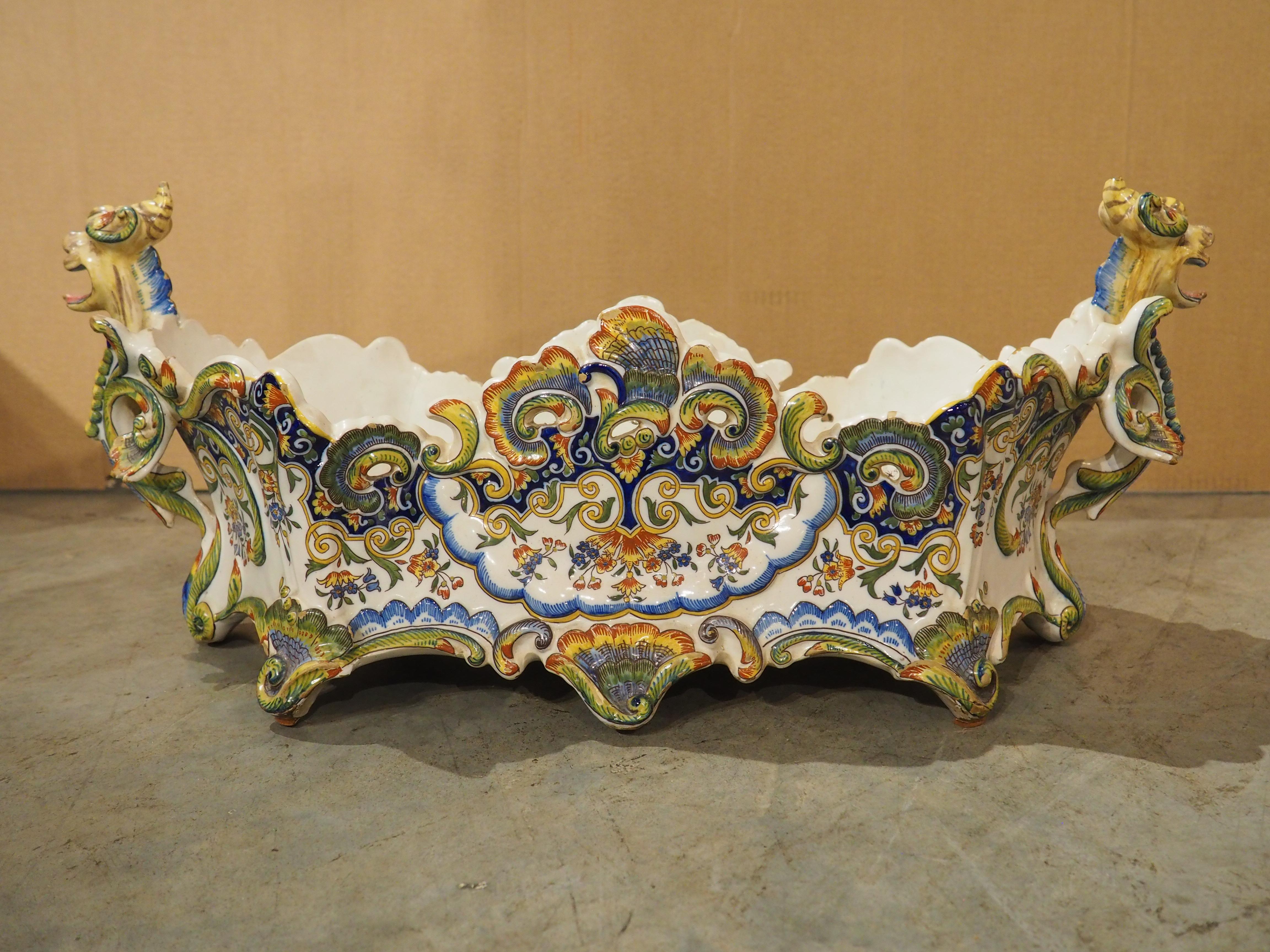 Giardiniera in maiolica francese dipinta a mano, Decor Rouen, Circa 1900 in vendita 11