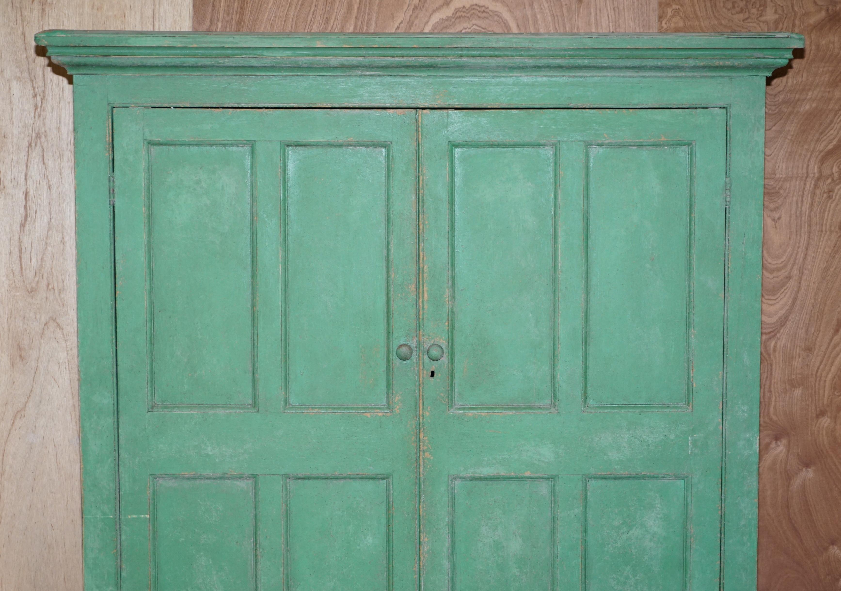 victorian green paint