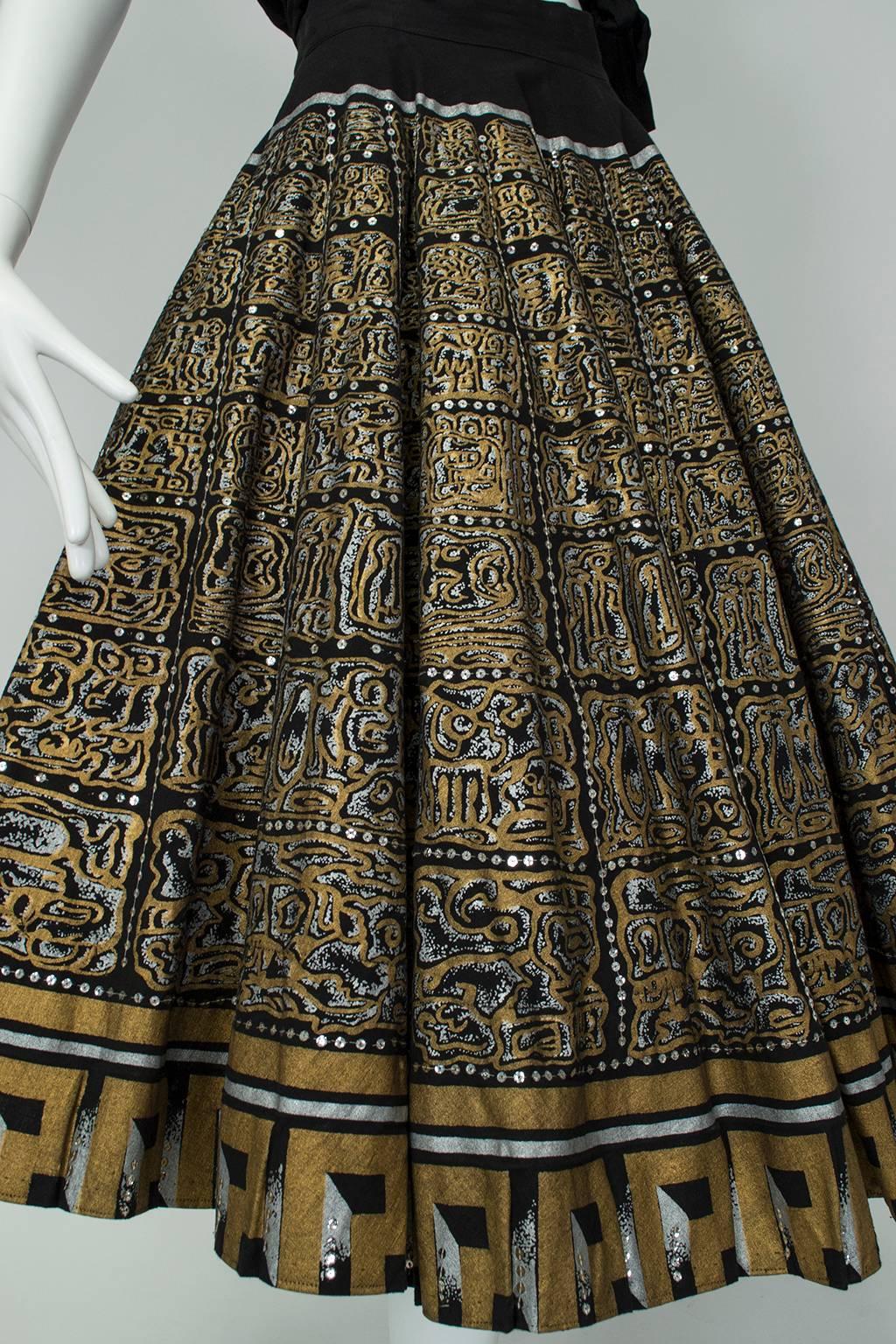 Hand Painted Black and Gold Aztec Mexican Circle Skirt - Jácome Estate, 1950s In New Condition In Tucson, AZ