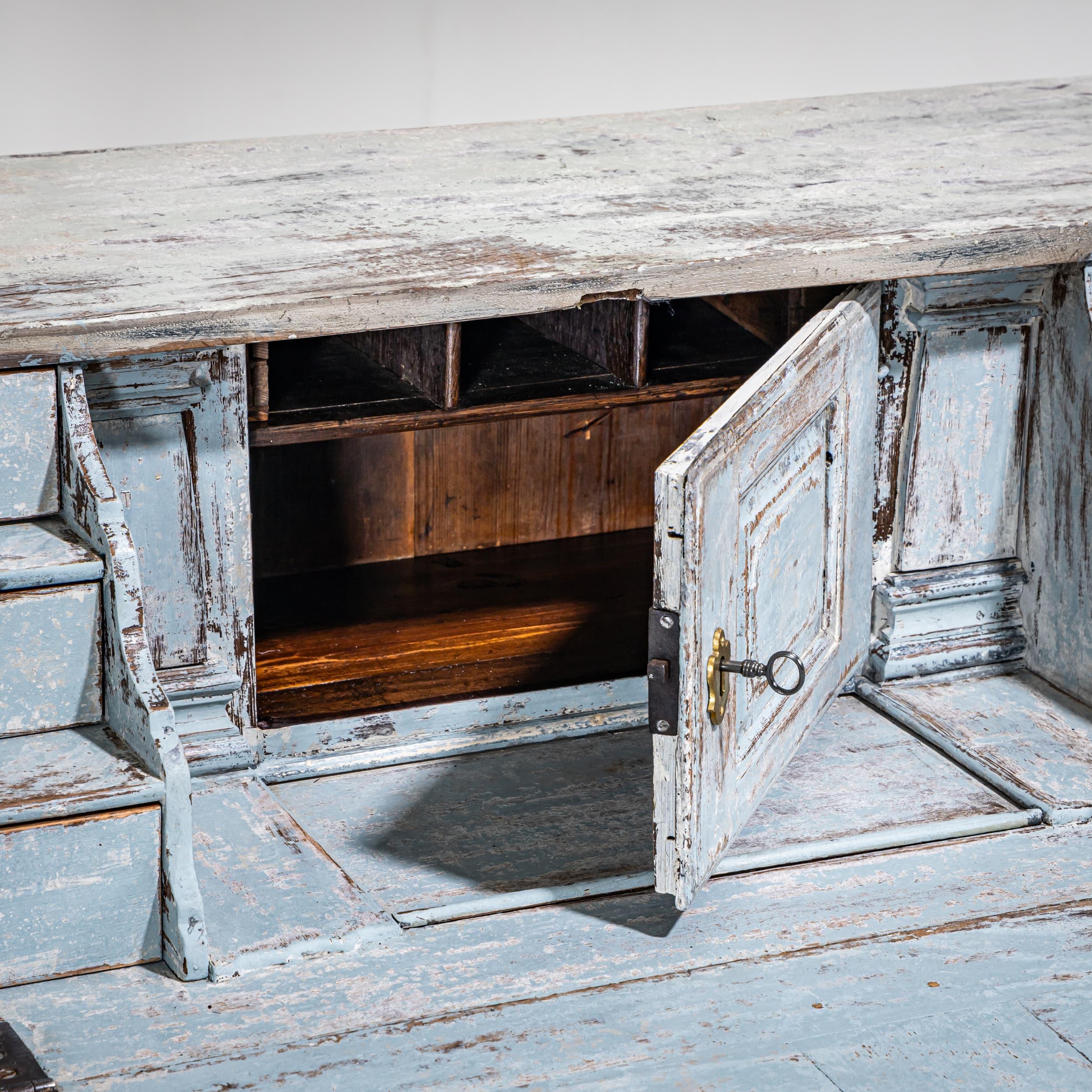 Handgemalter Barocksekretär, 18. Jahrhundert (Messing) im Angebot