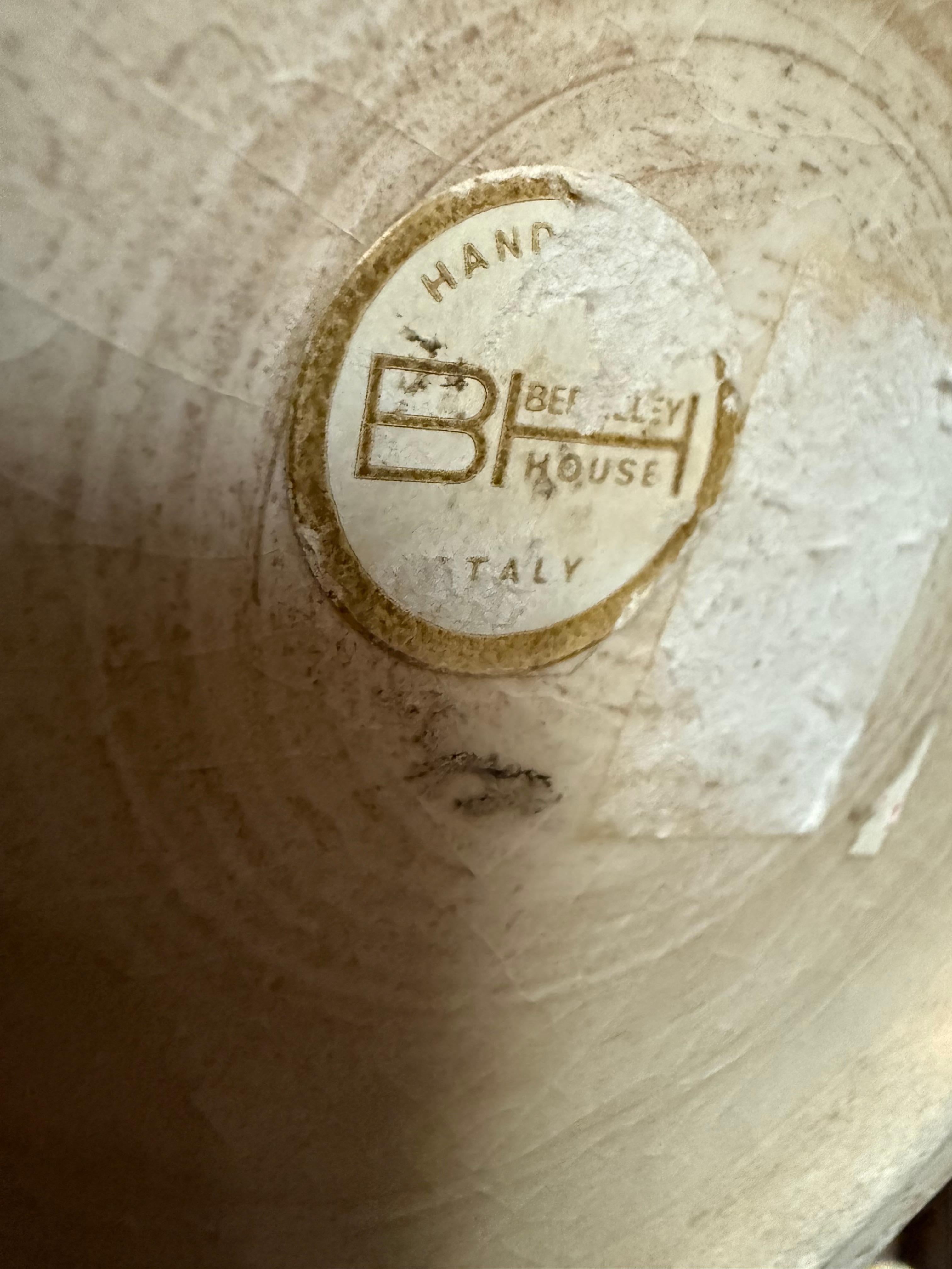 Vaso in ceramica Bertel House dipinto a mano - Made in Italy In condizioni buone in vendita a Pasadena, CA