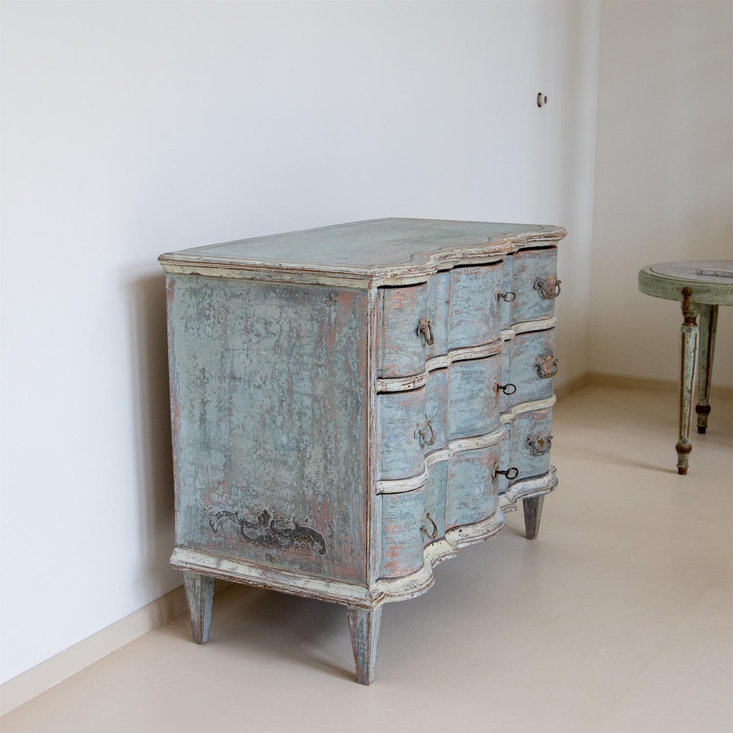 Hand Painted Blue Baroque Chest of Drawers, 18th Century In Good Condition In Greding, DE