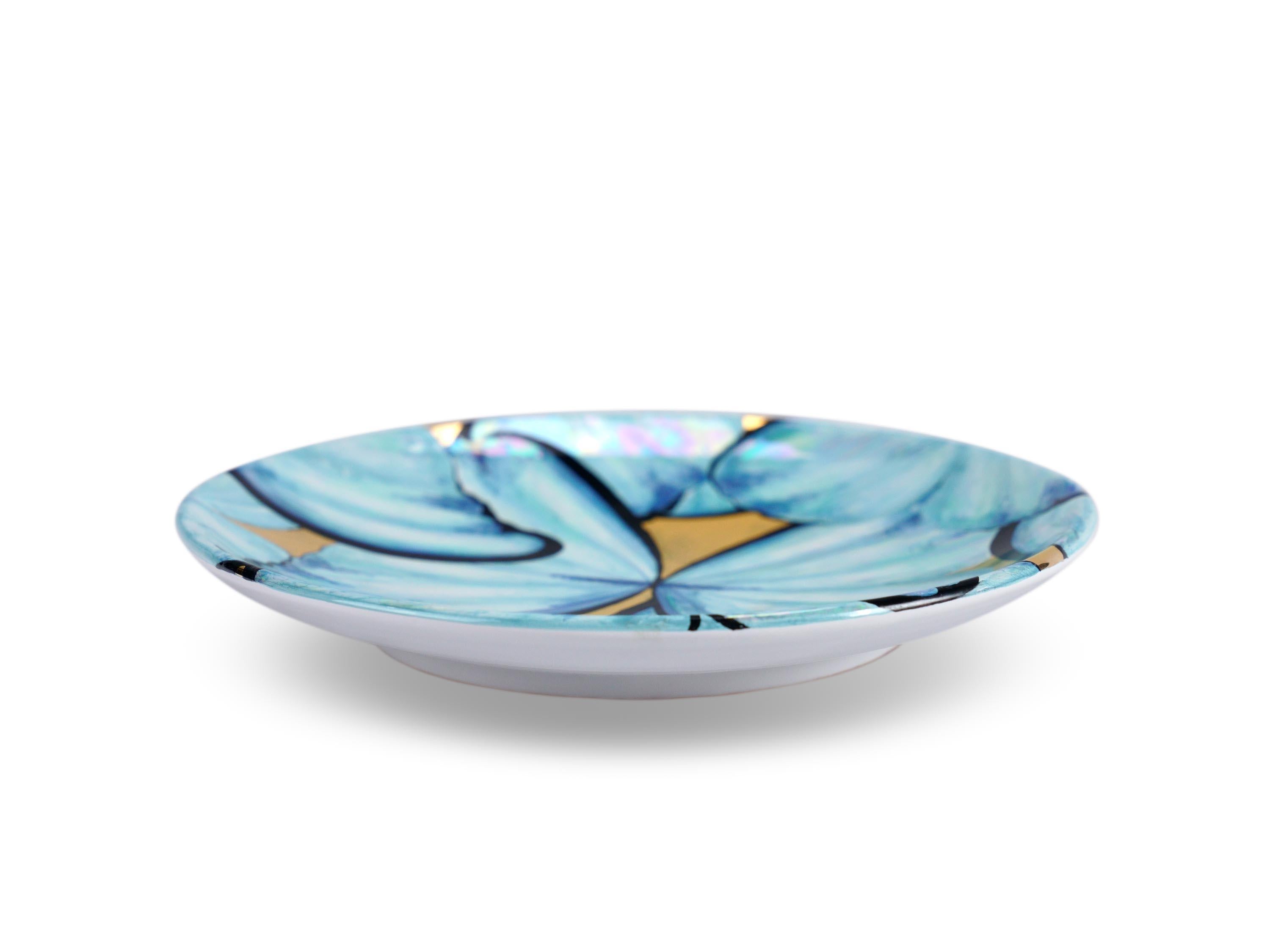 Charger Plate Blue Butterflies Gold Luster Hand-Painted Italian Ceramic Neuf - En vente à Recanati, IT