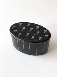 Dekorative ovale handbemalte Keramik-Kommode mit Dekoschachtel mit Deckel von Hedwig Bollhagen