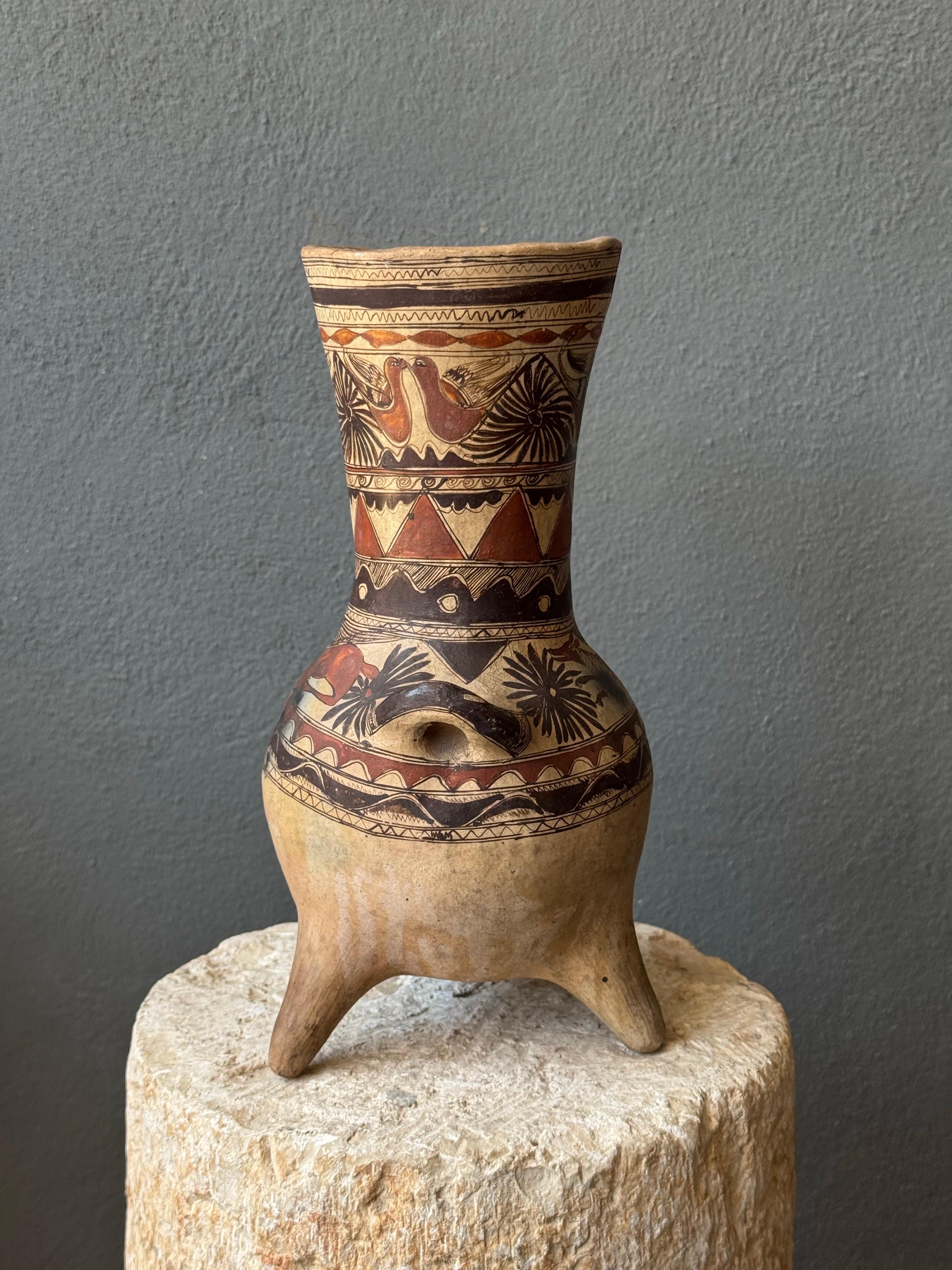 Hand Painted Ceramic Flower Pot From Mexico In Good Condition For Sale In San Miguel de Allende, Guanajuato