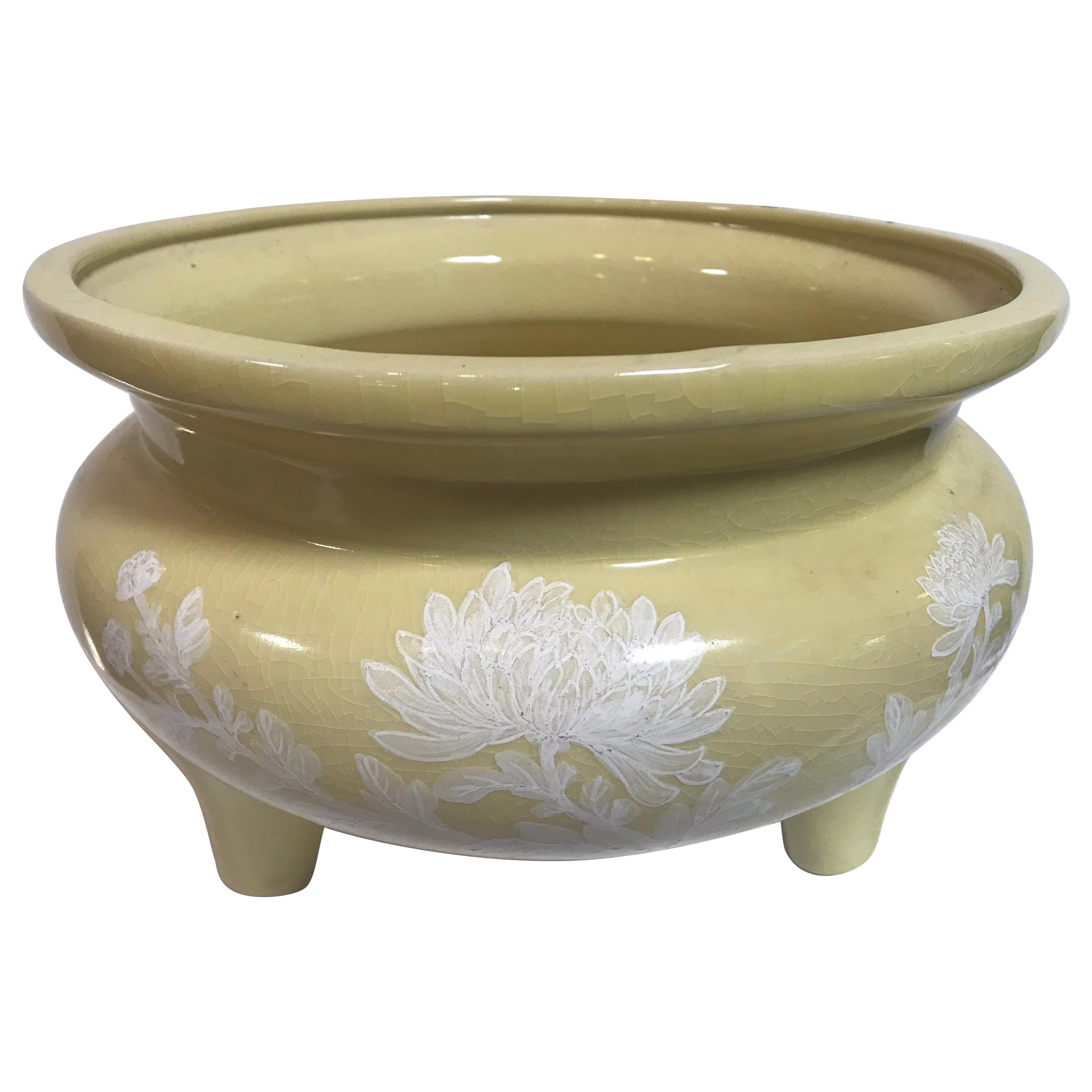 Hand Painted Ceramic Muted Chartreuse Chinese Bowl For Sale