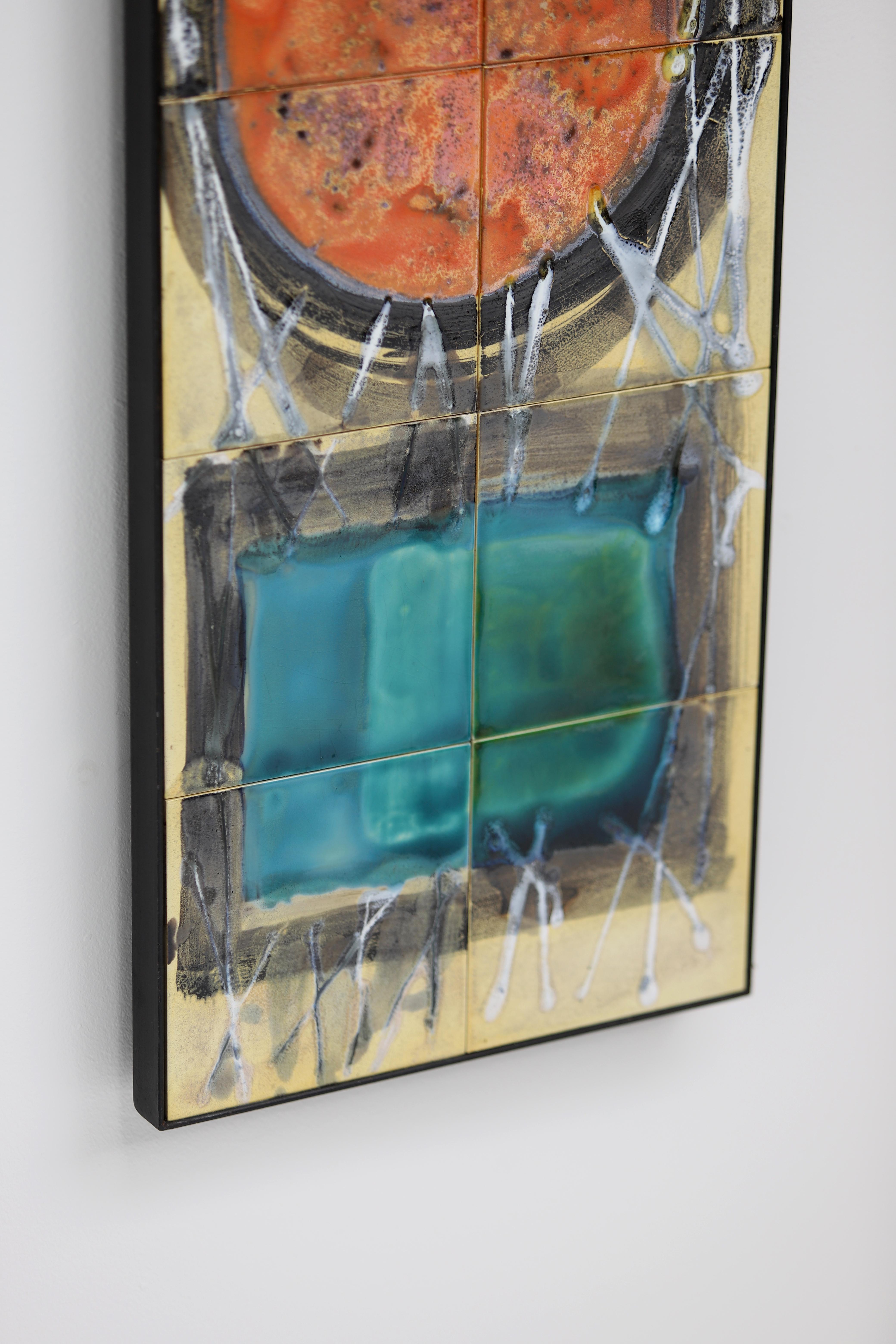 Metà XX secolo Arte da parete in ceramica dipinta a mano di Juliette Belarti 1060s in vendita