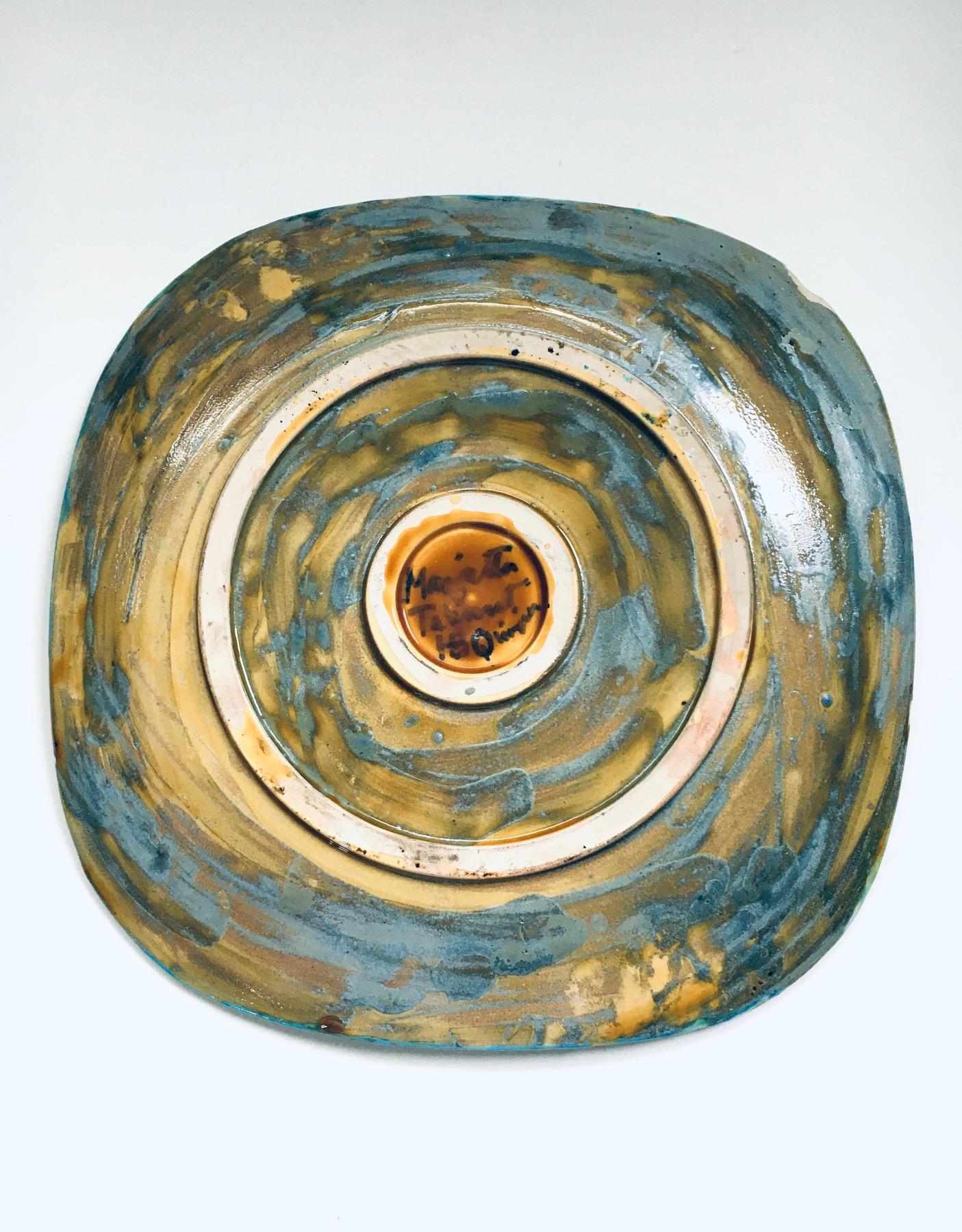 Hand-Painted Charger Dish by Marjatta Taburet Quimper France 1960's In Good Condition For Sale In Oud-Turnhout, VAN